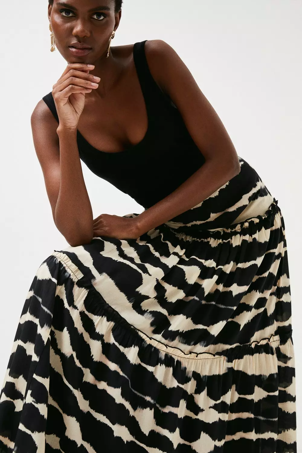 Black and white tiered hotsell maxi skirt