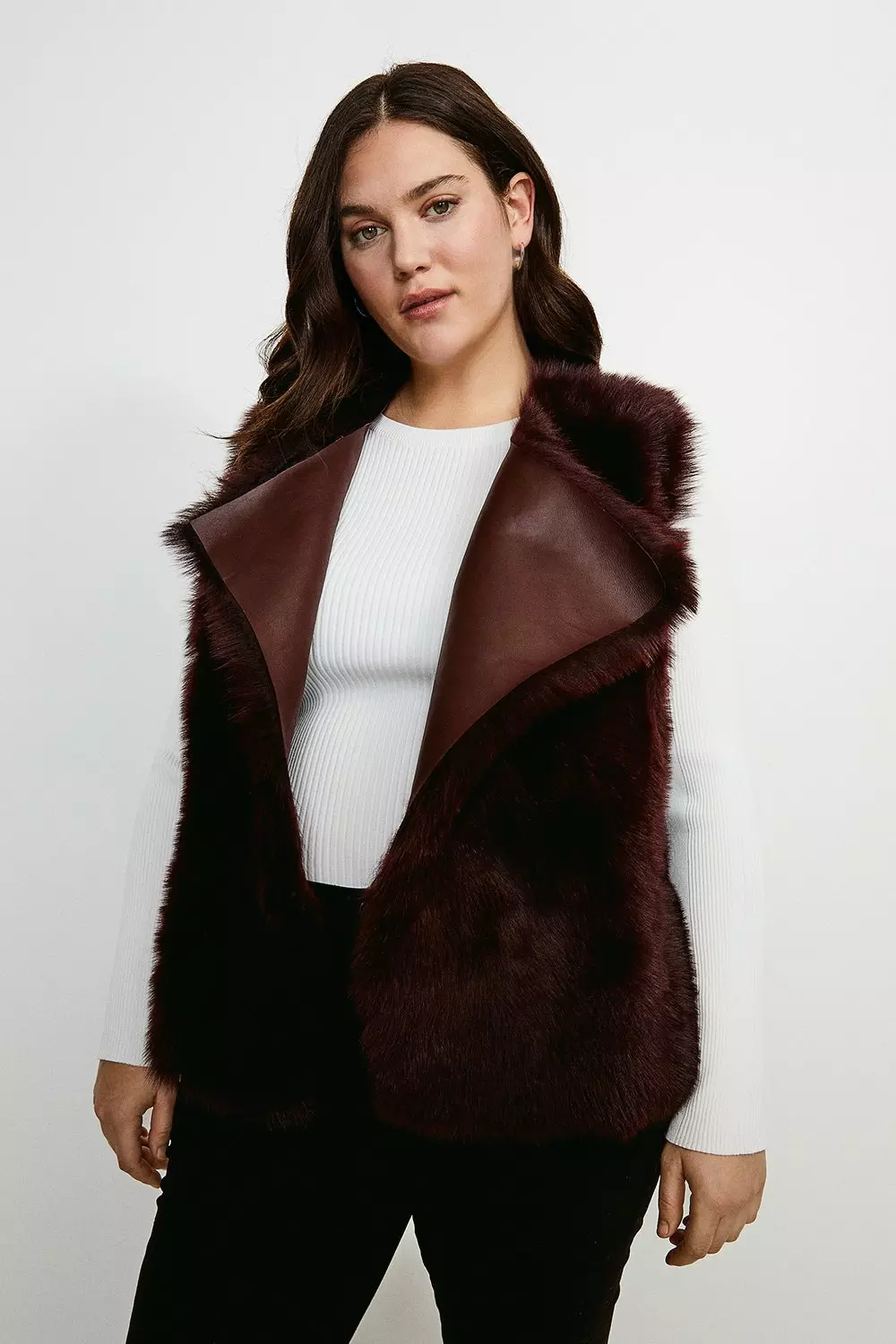 Curve hot sale fur gilet