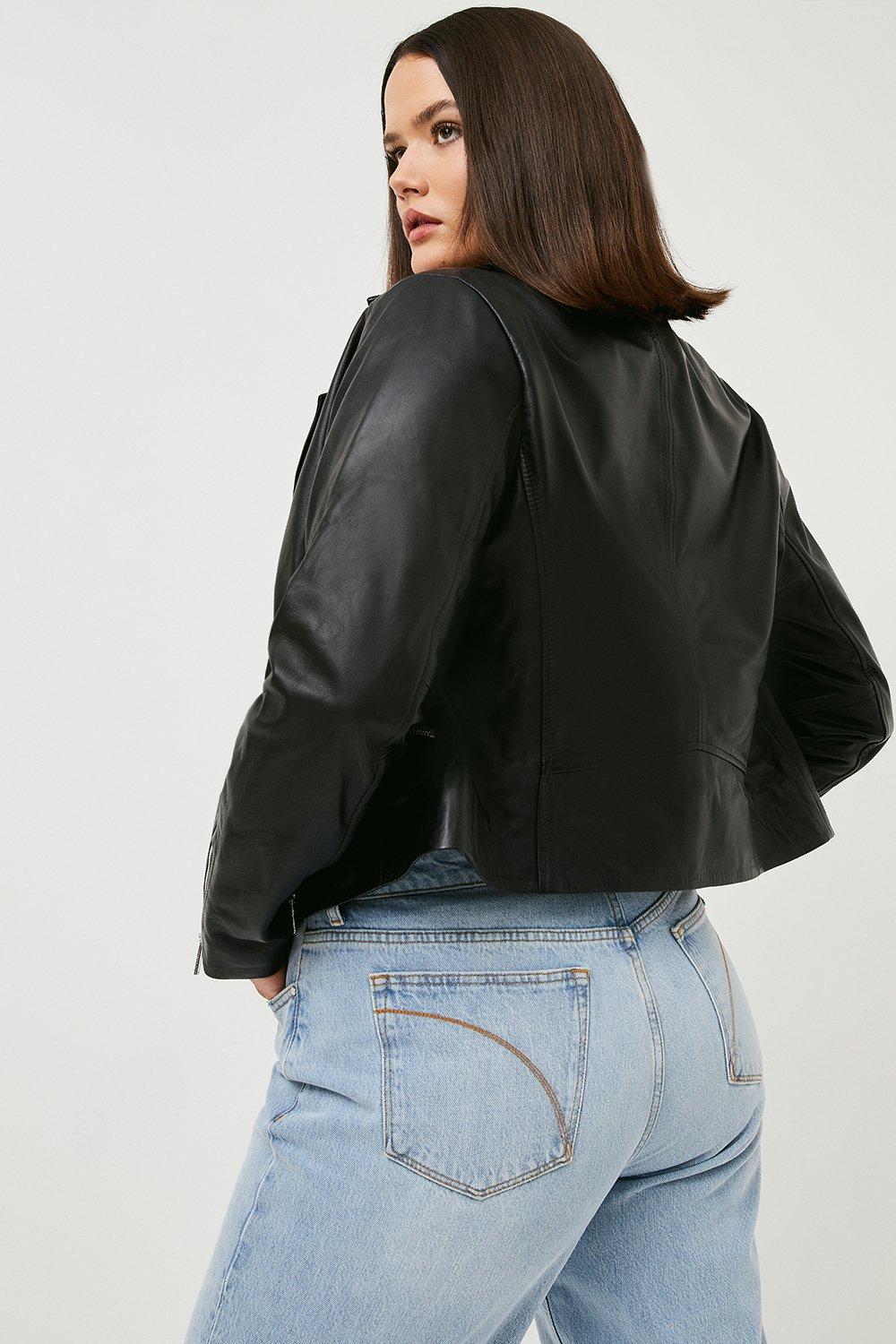 curve leather trousers