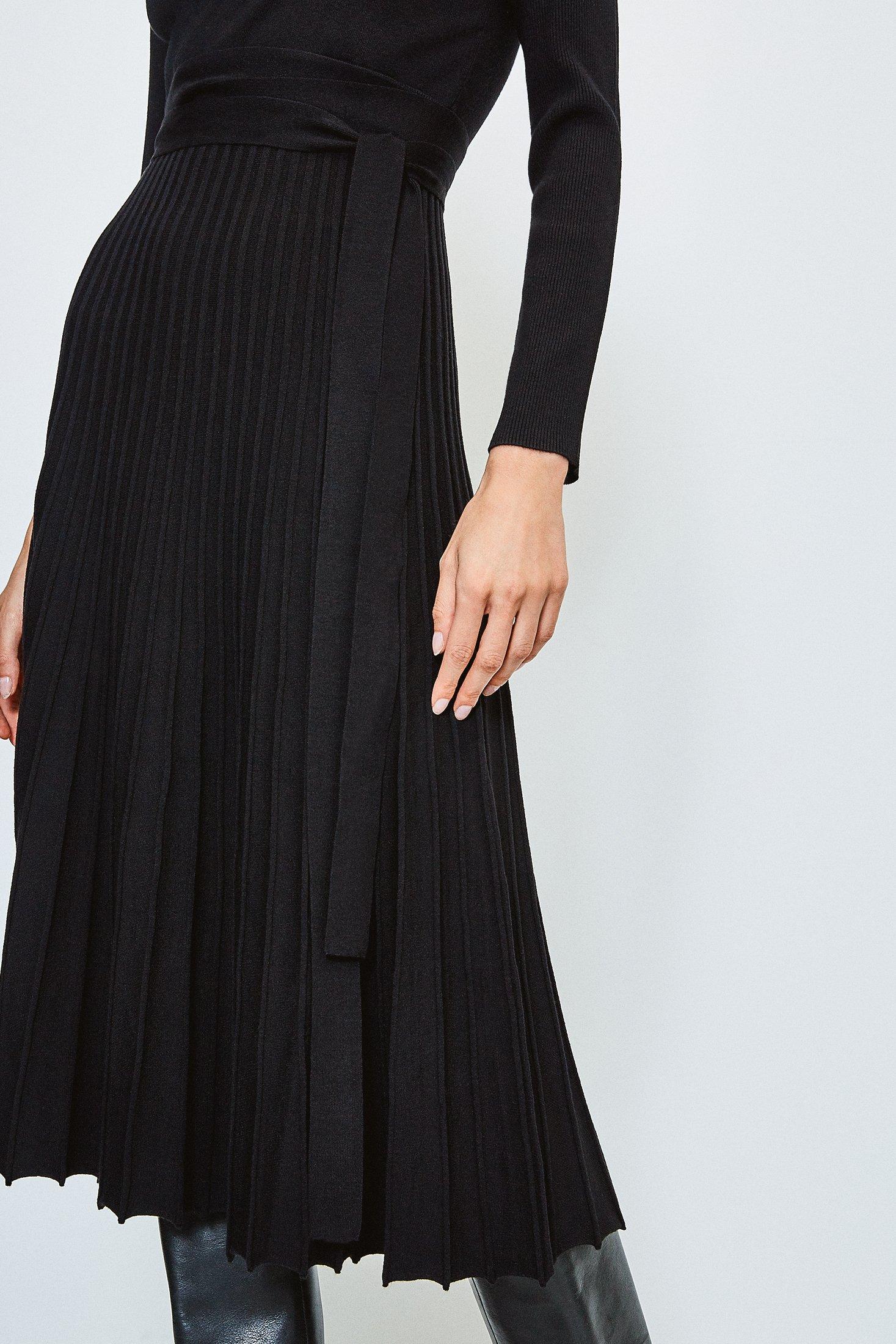 pleated skirt knit