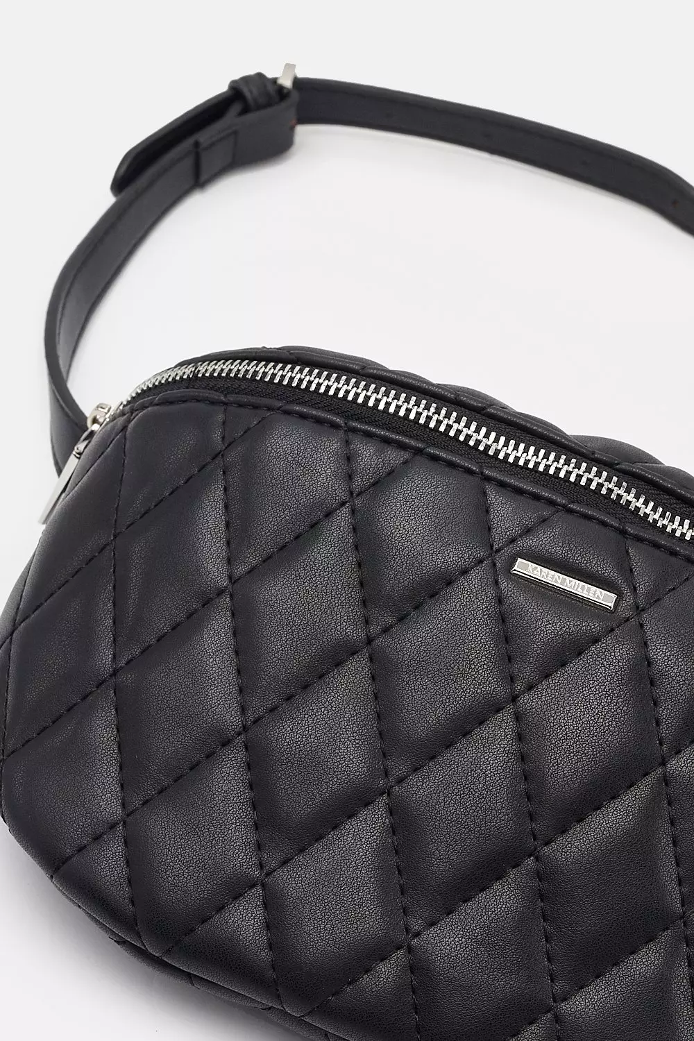 Karen millen black online quilted bag