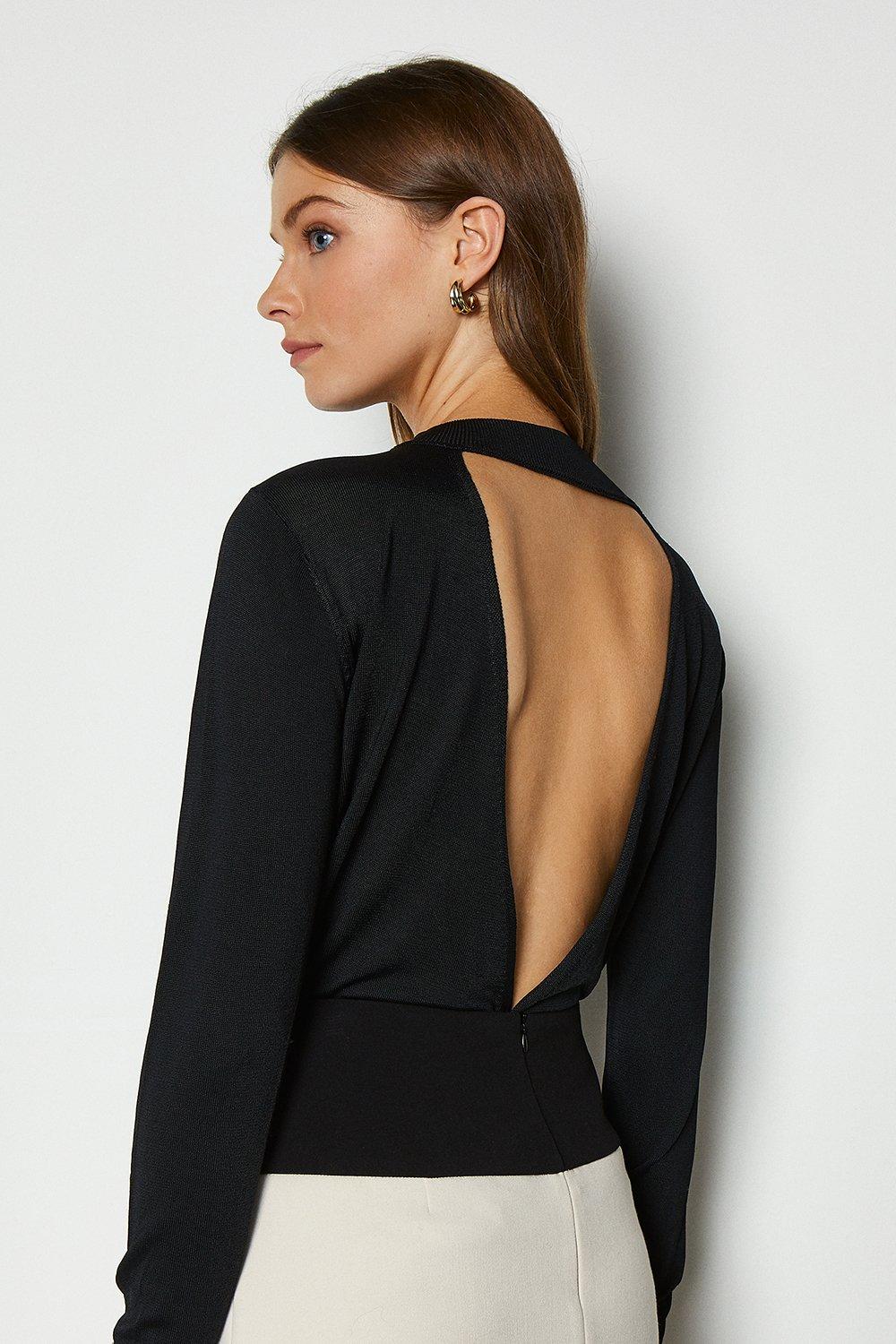 backless black jumper