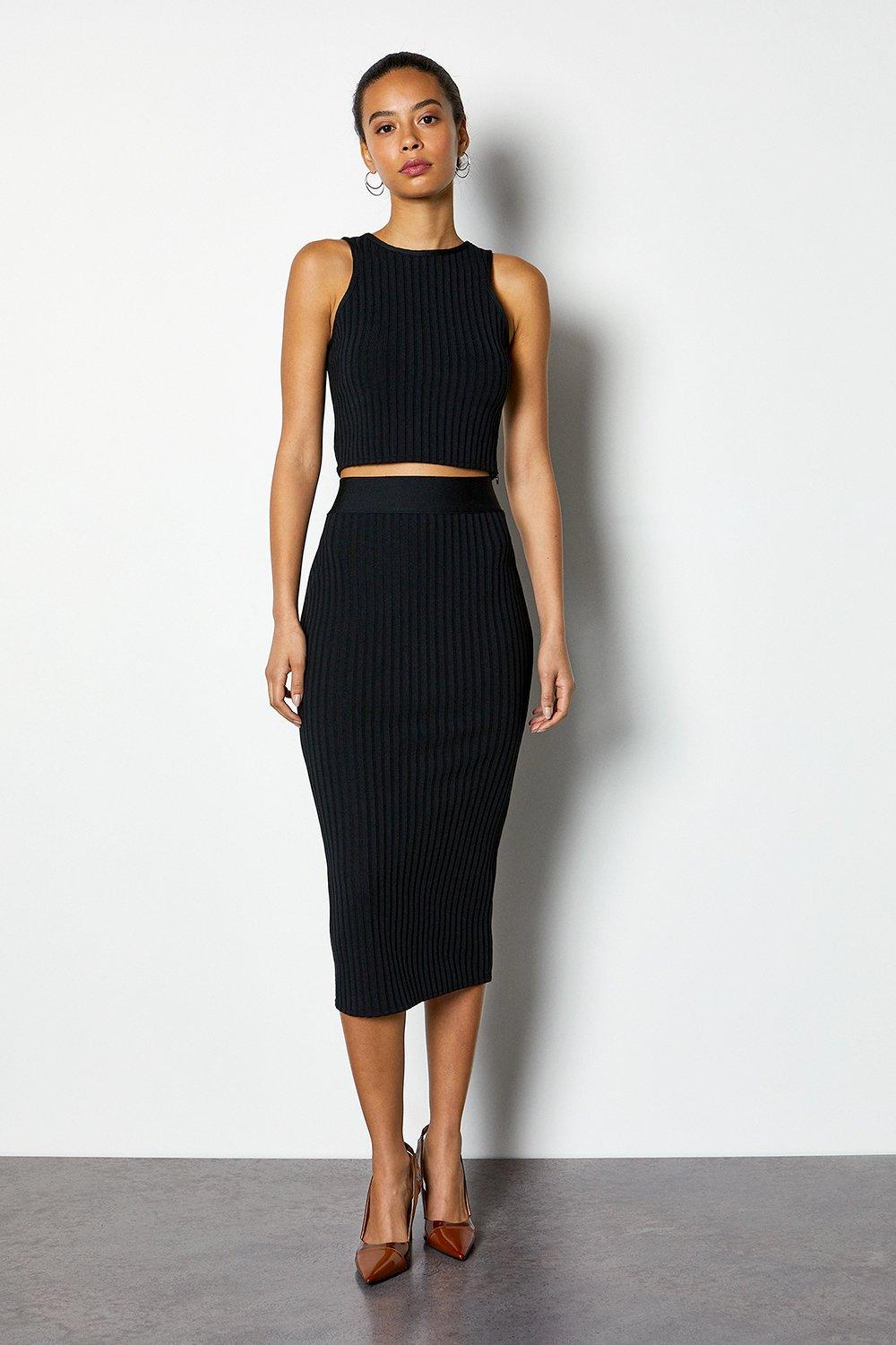 What is a outlet midi pencil skirt