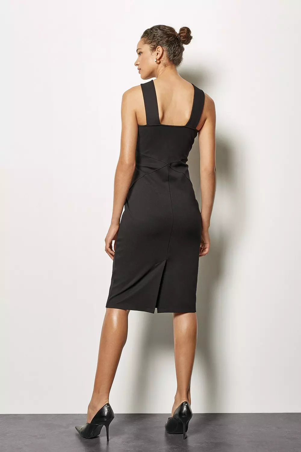Karen millen crossover neckline dress hotsell