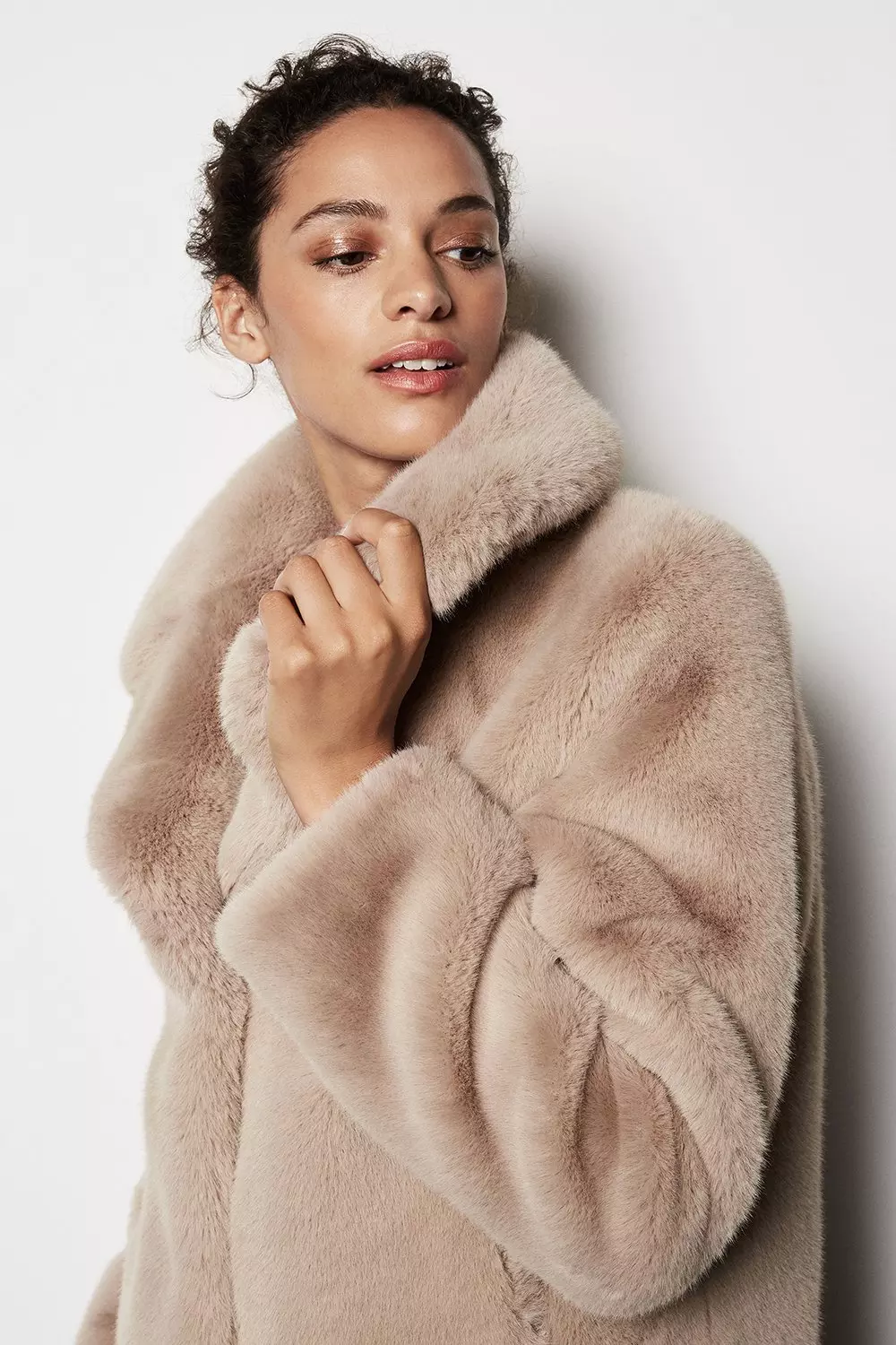 Faux Fur Scarf With Hidden Pocket - Winter White