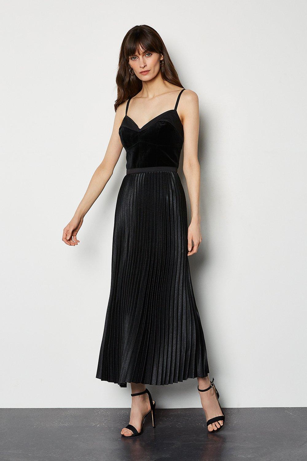 black pleated evening skirt