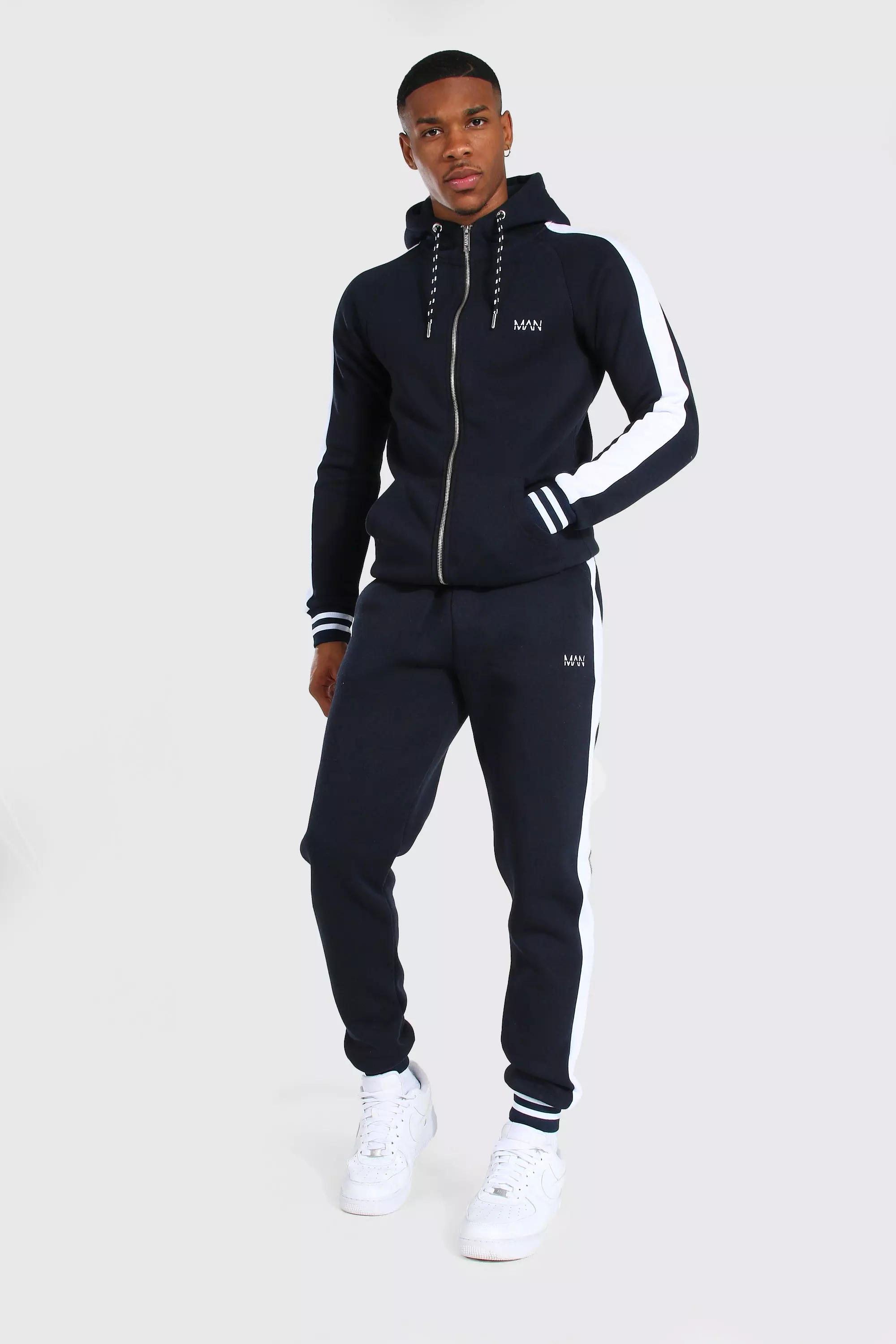 Nike muscle hot sale fit tracksuit