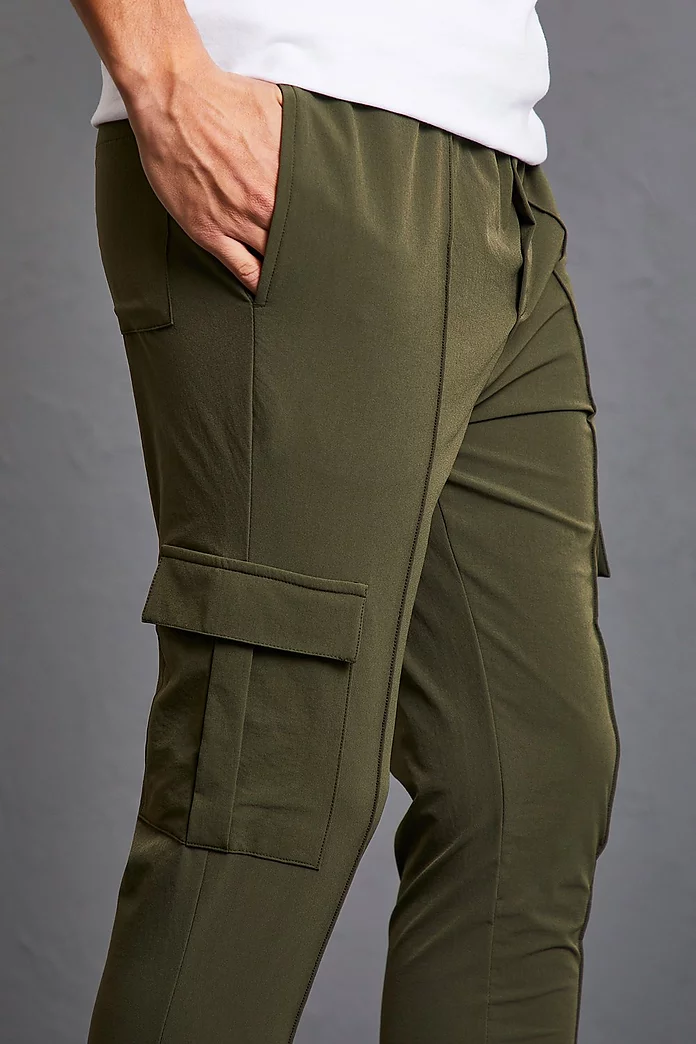 Slim Fit Technical Stretch Cargo Pants | boohooMAN USA