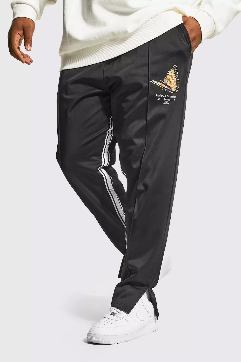 Boohooman best sale butterfly joggers