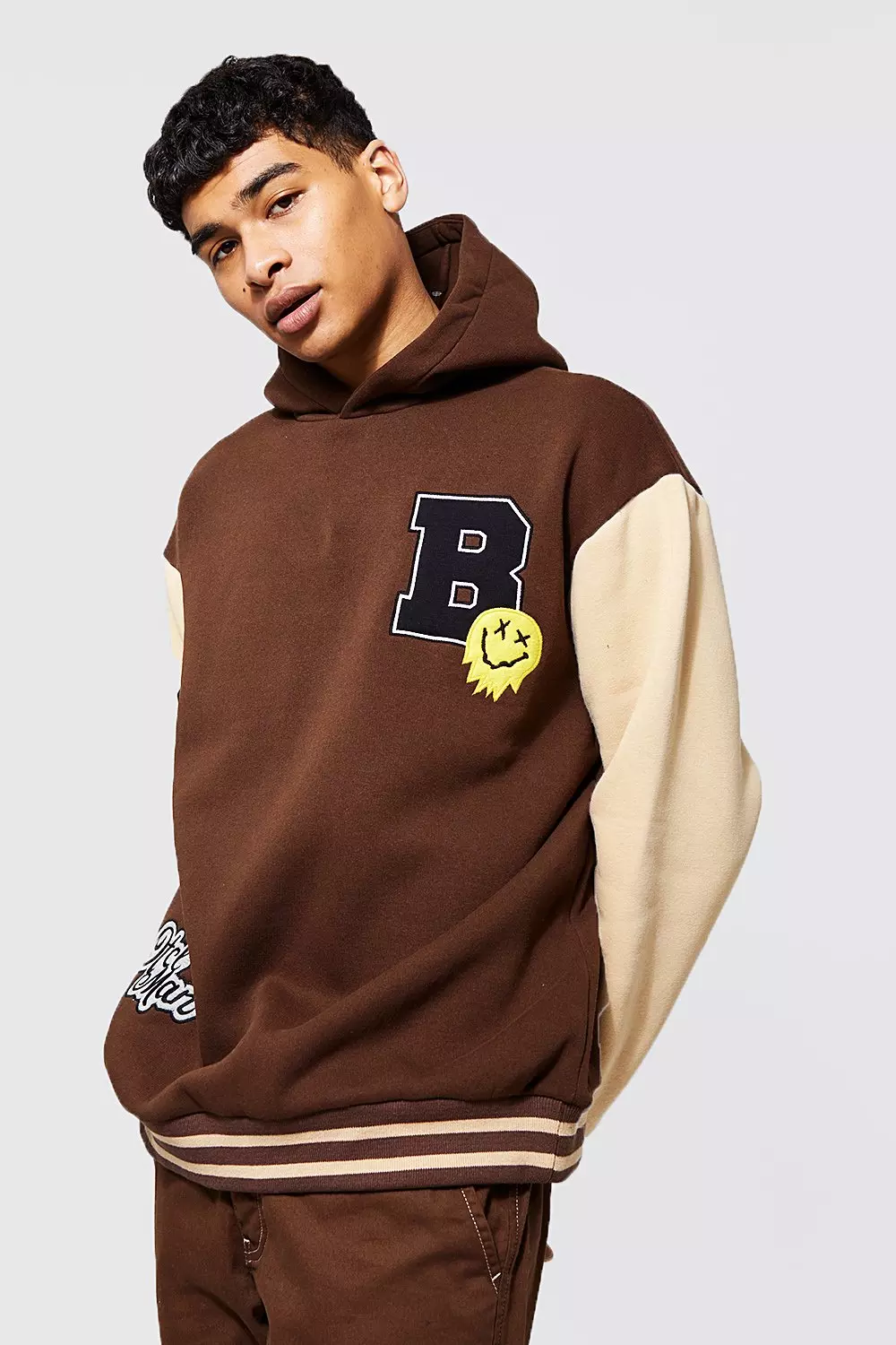 Oversized Contrast Sleeve Badge Hoodie | boohooMAN USA