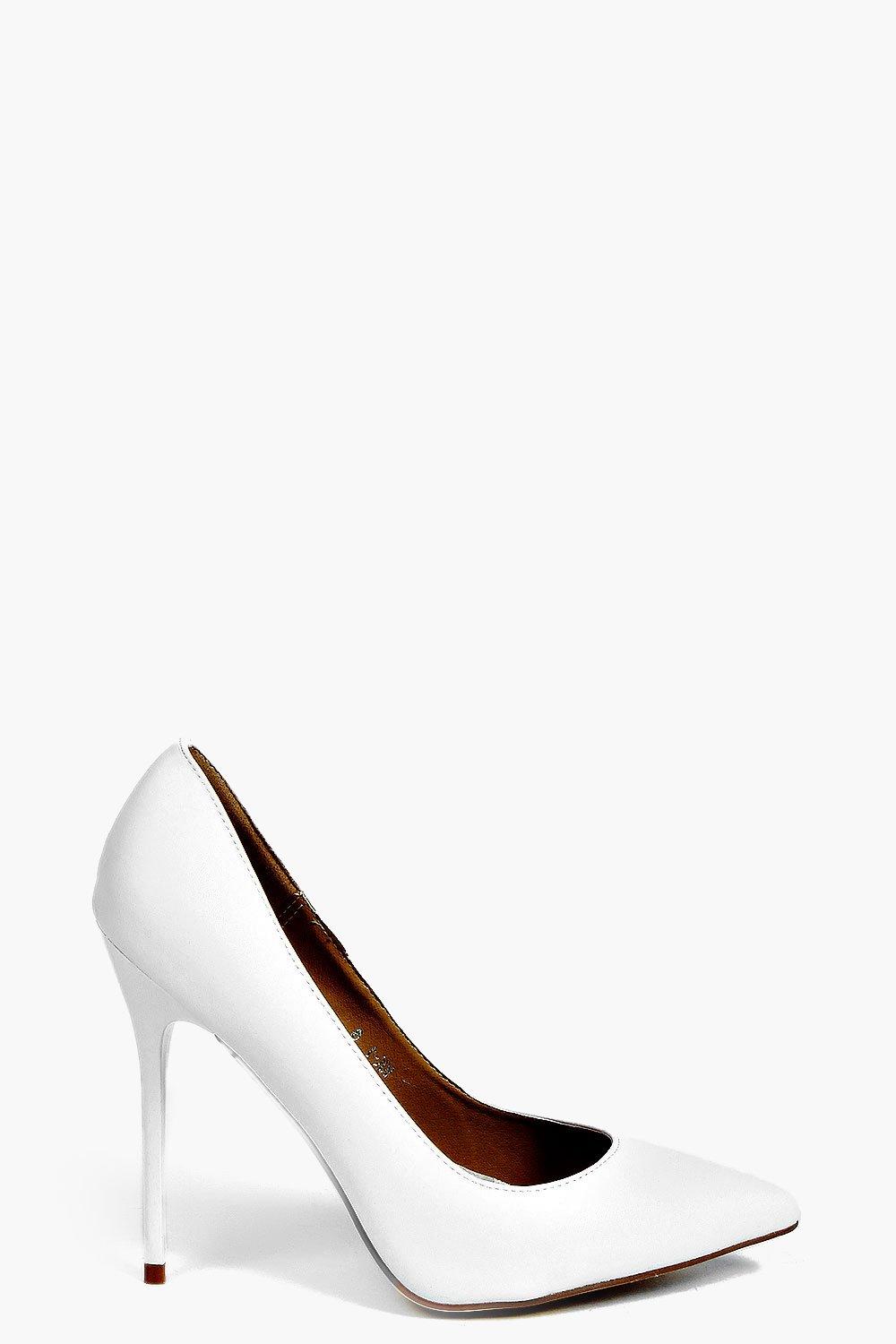 Belle Pointed Toe Court Heels at boohoo.com