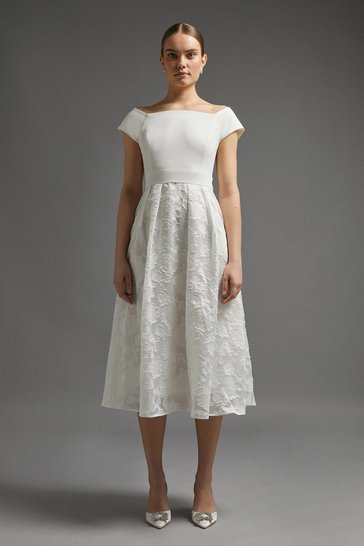 Coast – Plus Size Embroidered Long Sleeve Maxi Dress Robes de mariée à moins de 200 euros COAST