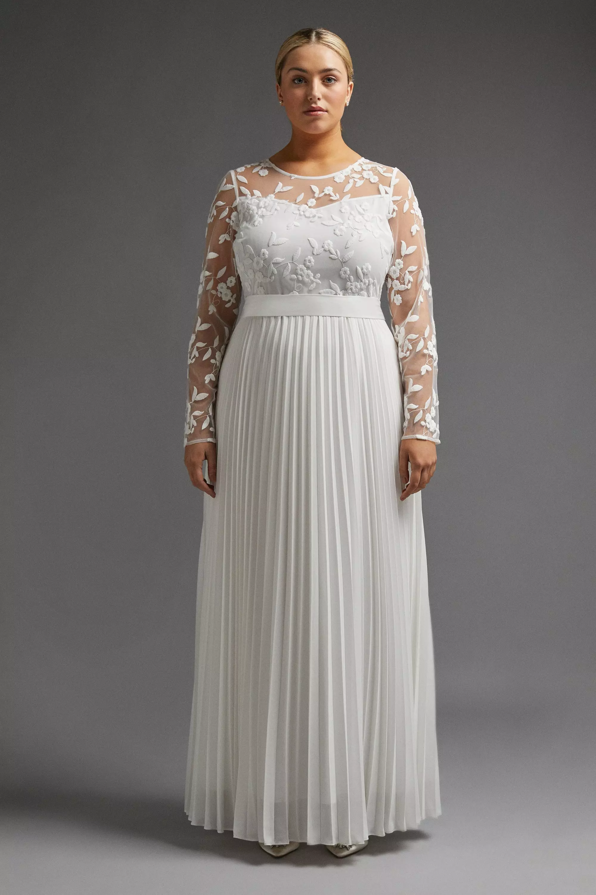 maxi plus size dresses with sleeves