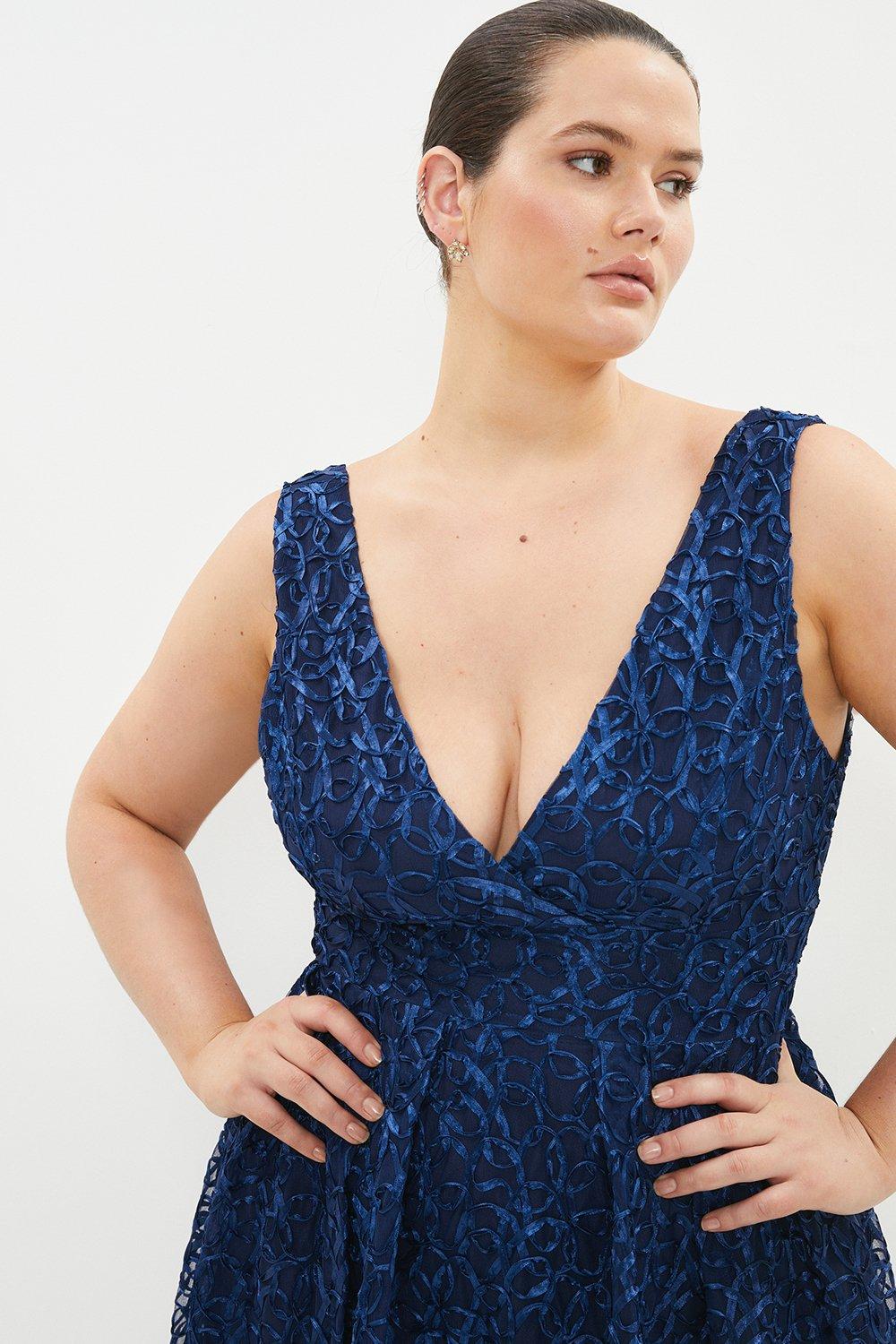 Plus Size Wrap Front Embroidered Midi Dress - Navy