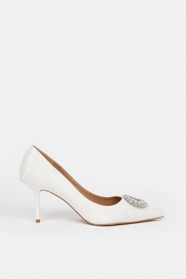 Coast – Diamante Broach Detail Court Shoe Chaussures mariage The Wedding Explorer