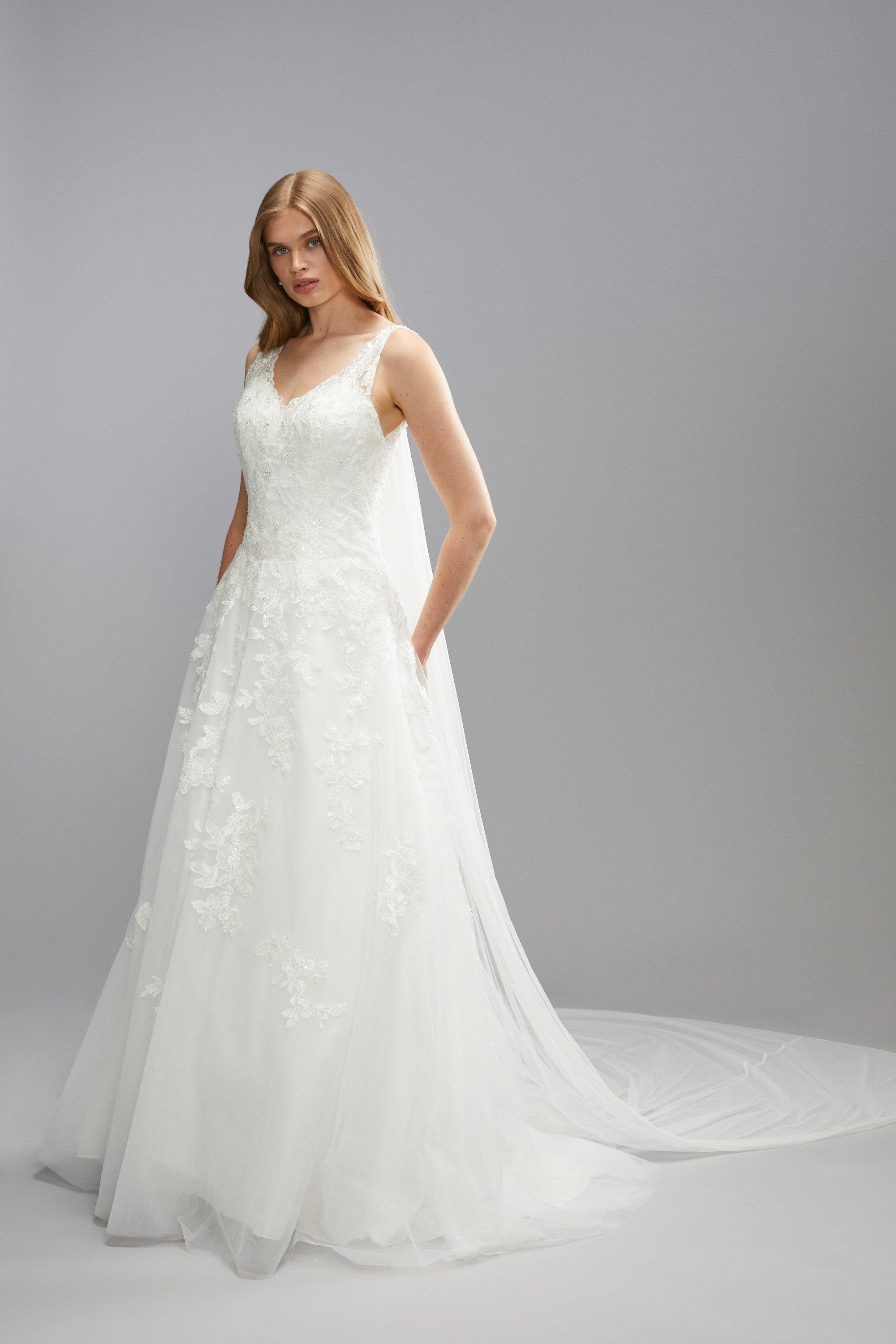 Premium Lace Applique Full Skirted Princess Wedding Dress - Ivory