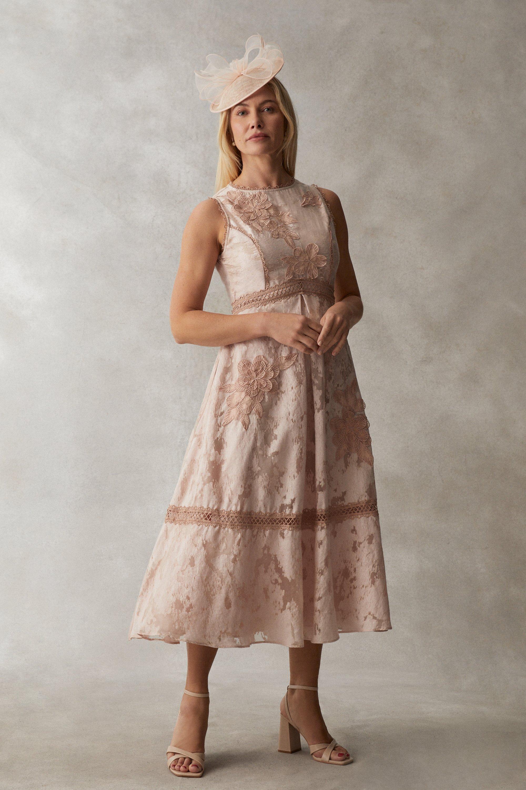 Premium Jacquard Midi Dress With Floral Applique - Pink