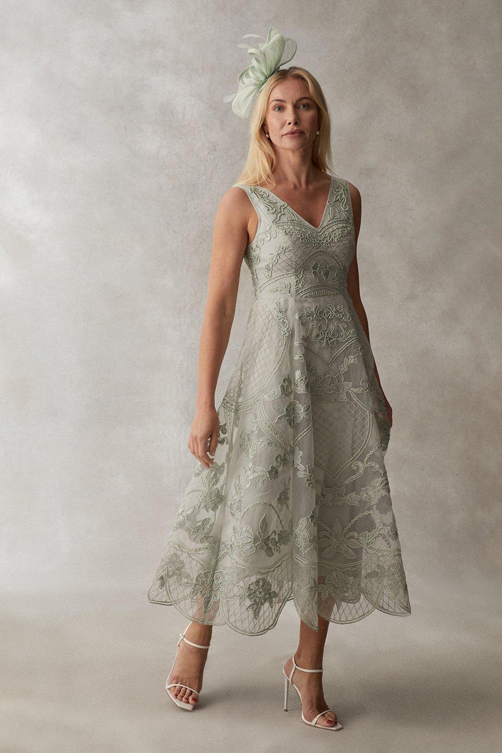 19 Best Mother of the Bride Dresses of 2022
