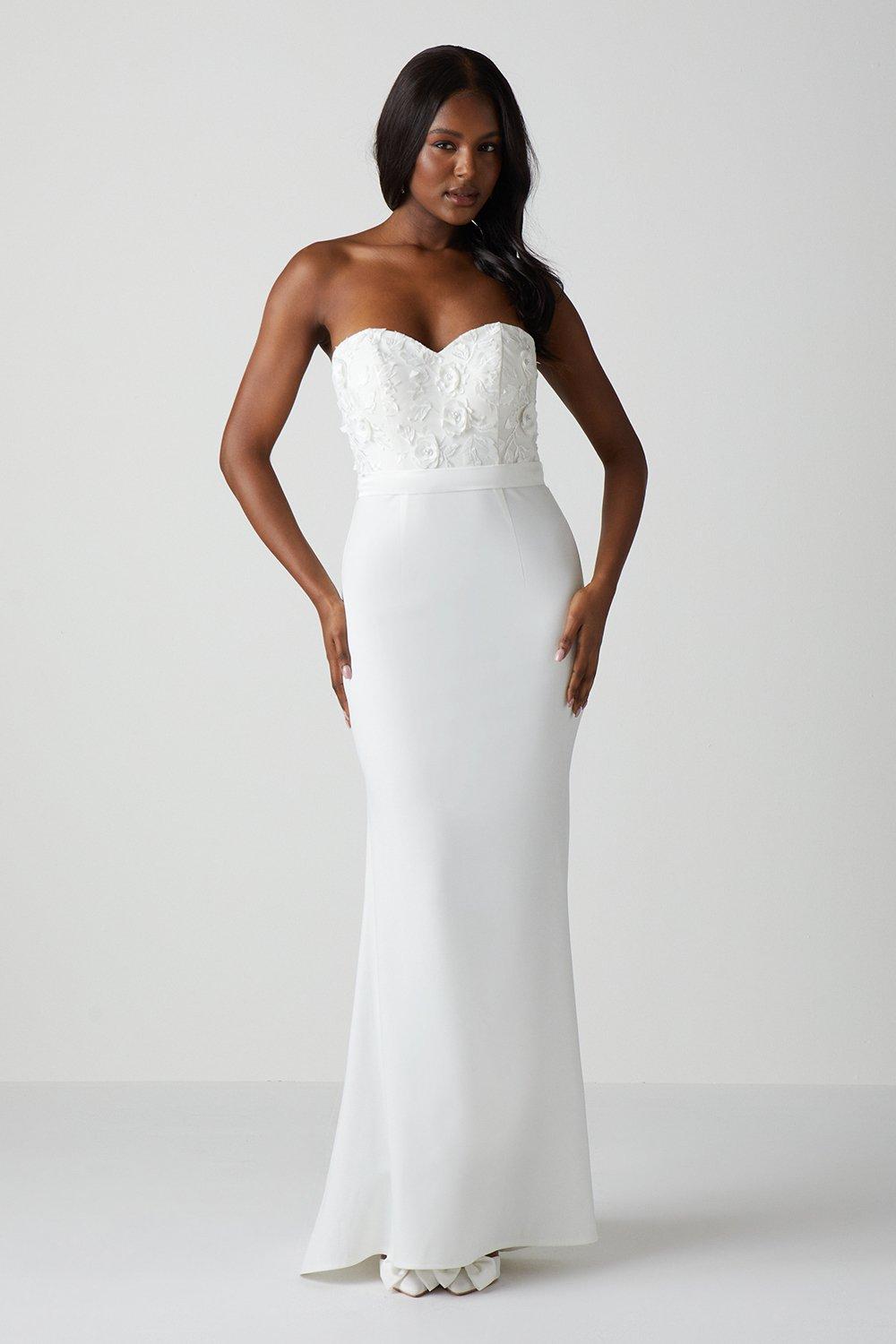 Sweetheart Neck Embellished Fishtail Bridal Dress - Ivory