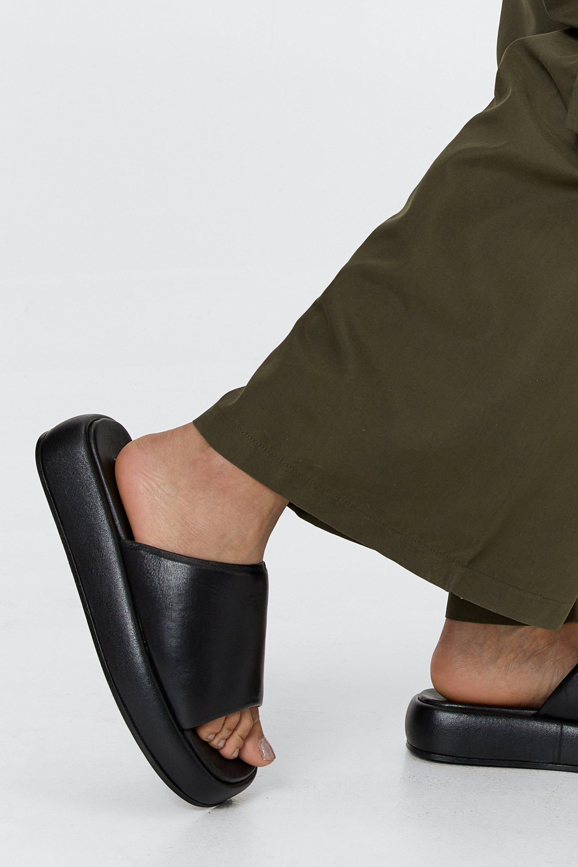 flatform mules black
