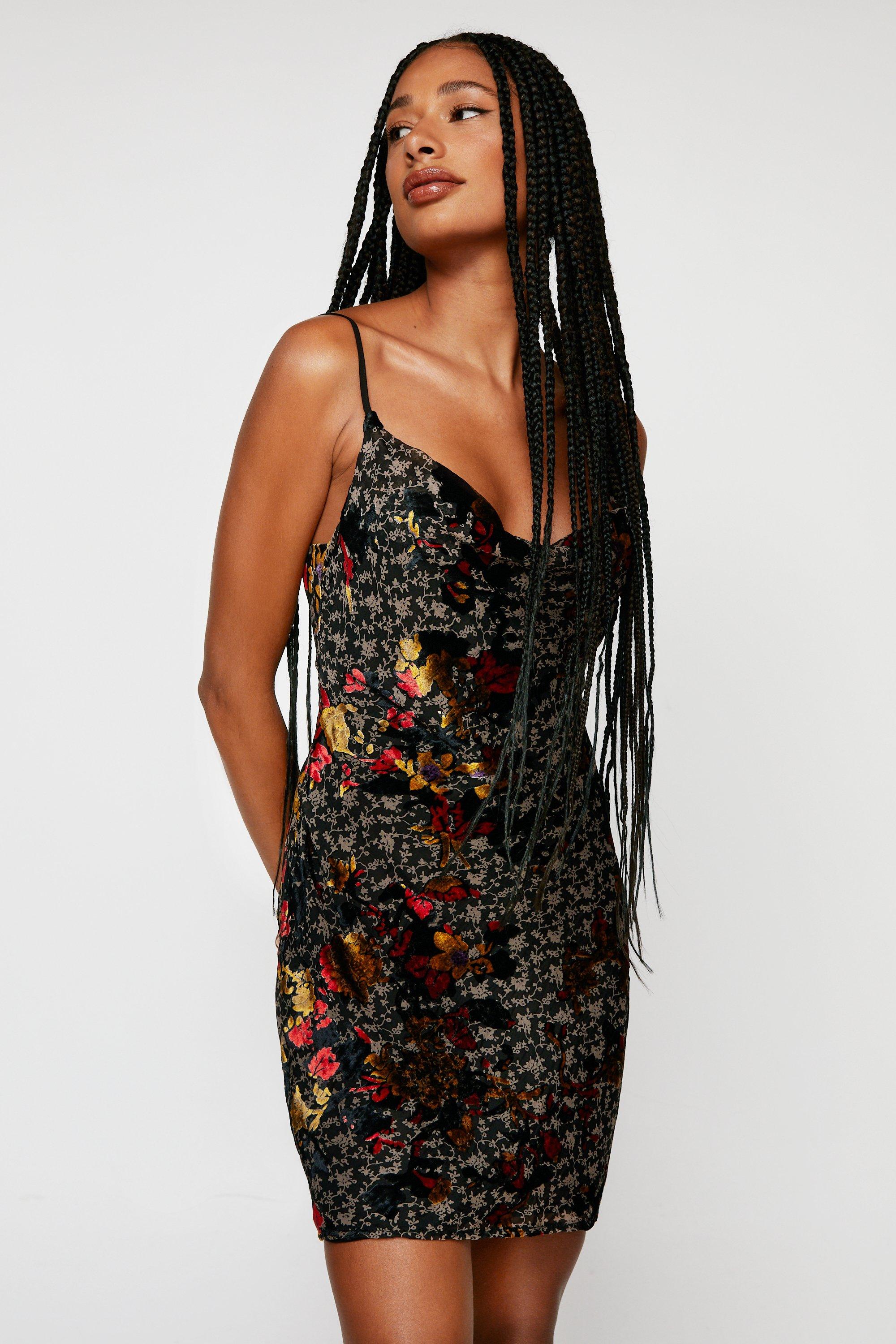 Dressing Gown Fleurie À Col Bénitier - 34 - Nasty Gal - Modalova