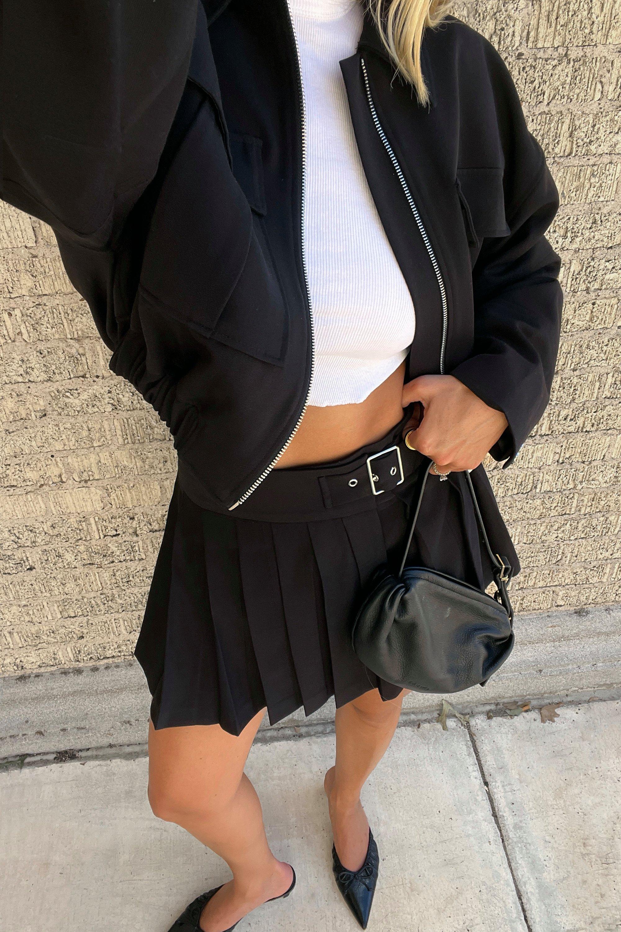 Tailored Buckle Pleated Mini Skirt - 34 - Nasty Gal - Modalova