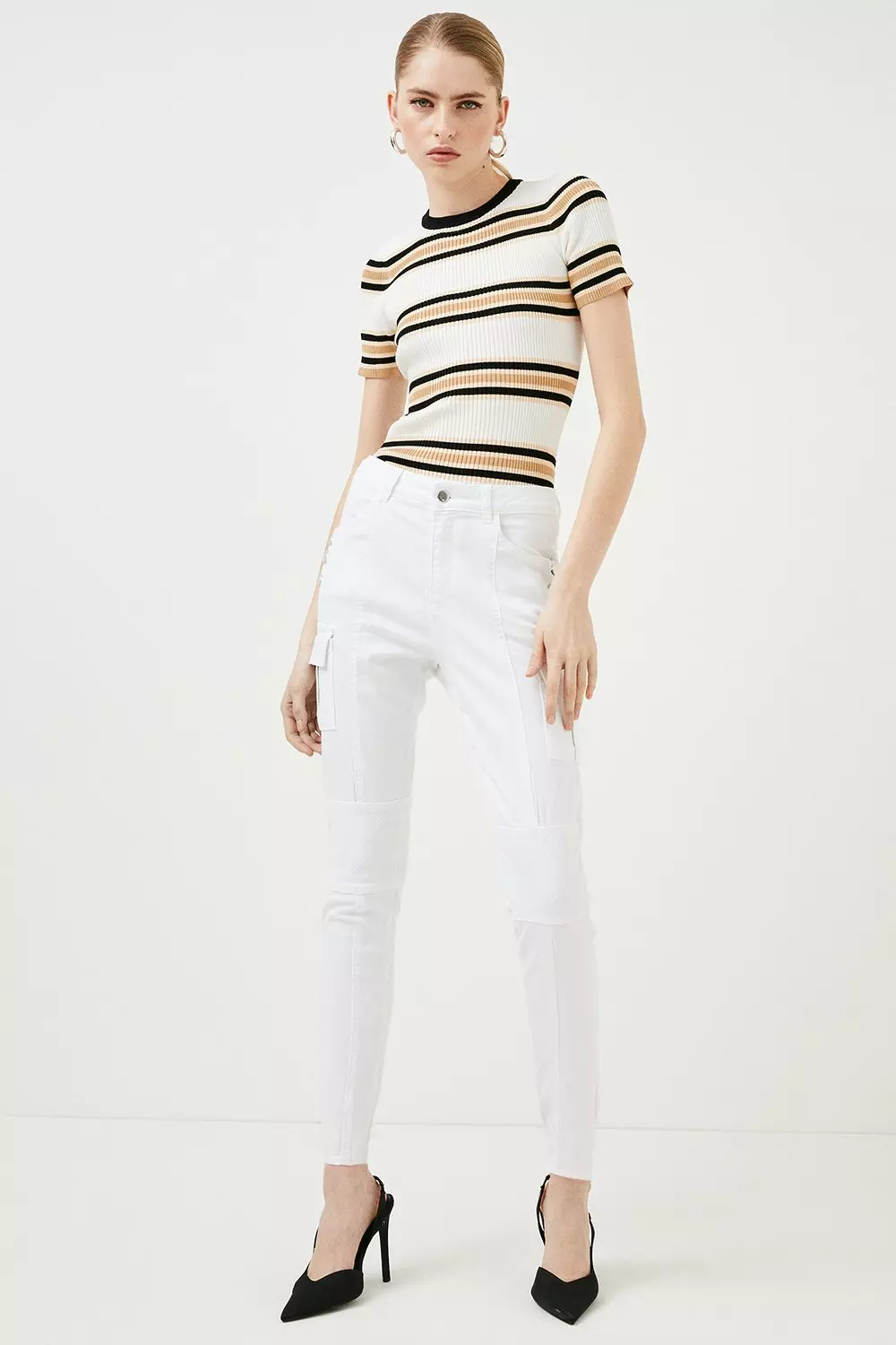 White skinny leg store pants