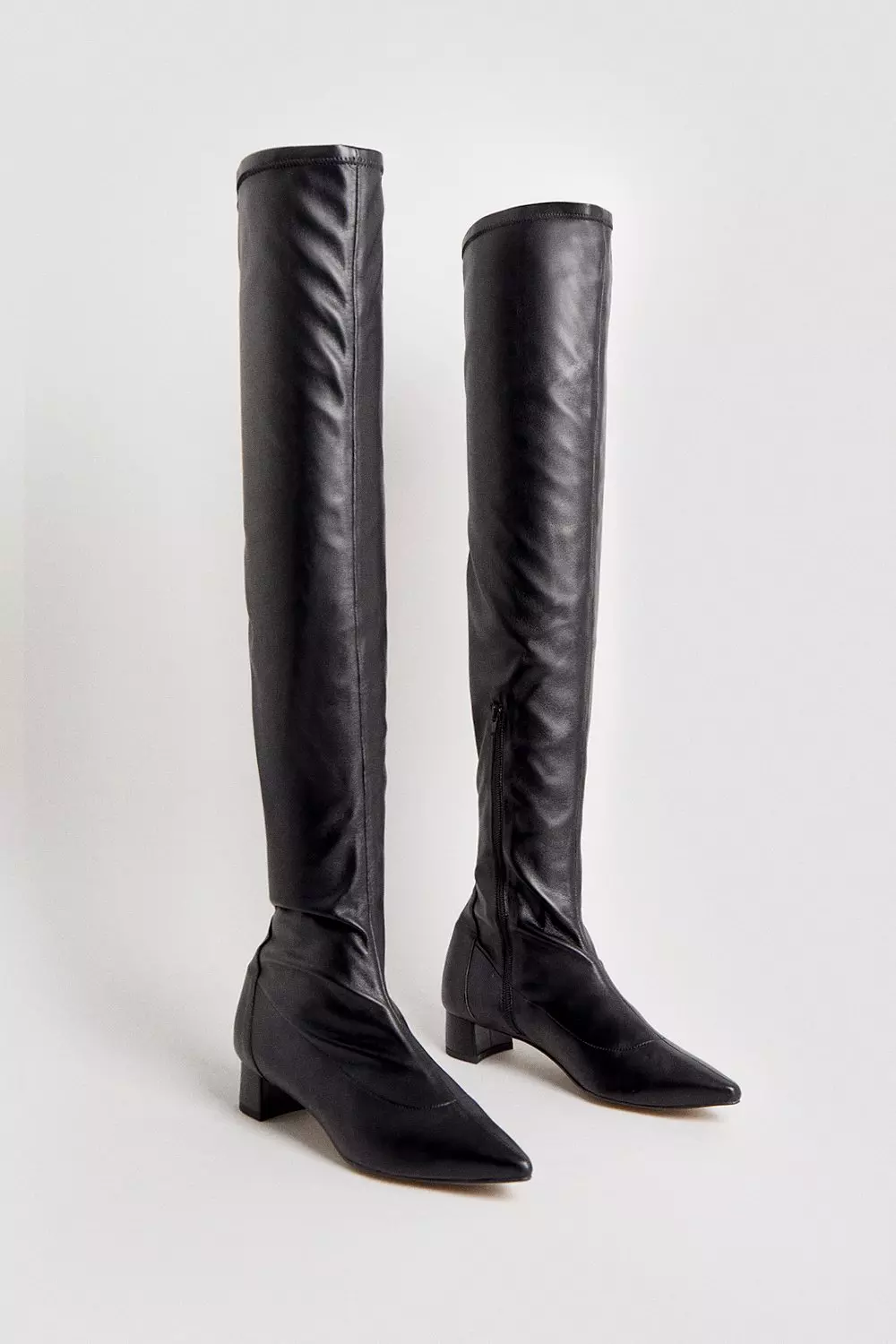 Over knee pointed on sale boots