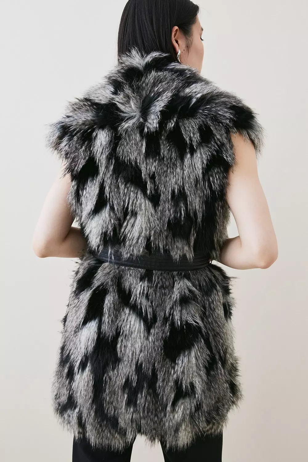 Karen millen 2024 faux fur gilet