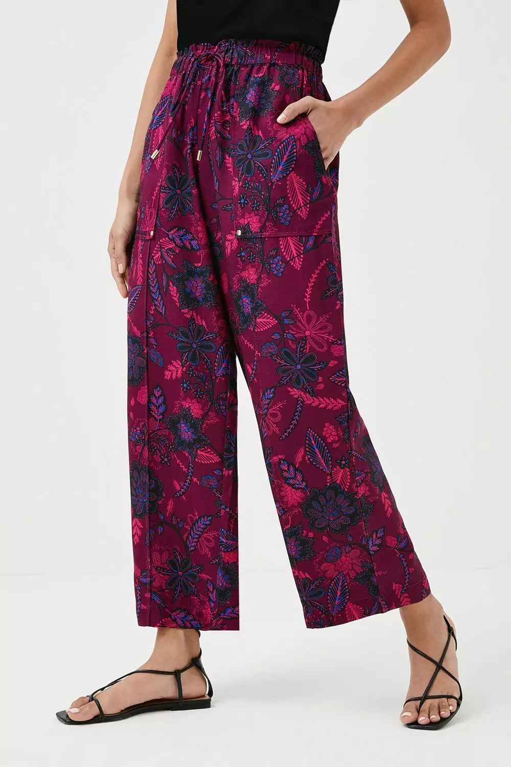 Petite floral cheap trousers