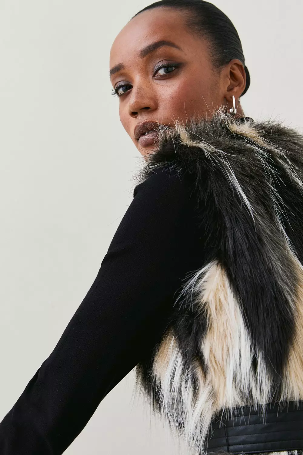 Faux fur vest plus size forever 21 sale