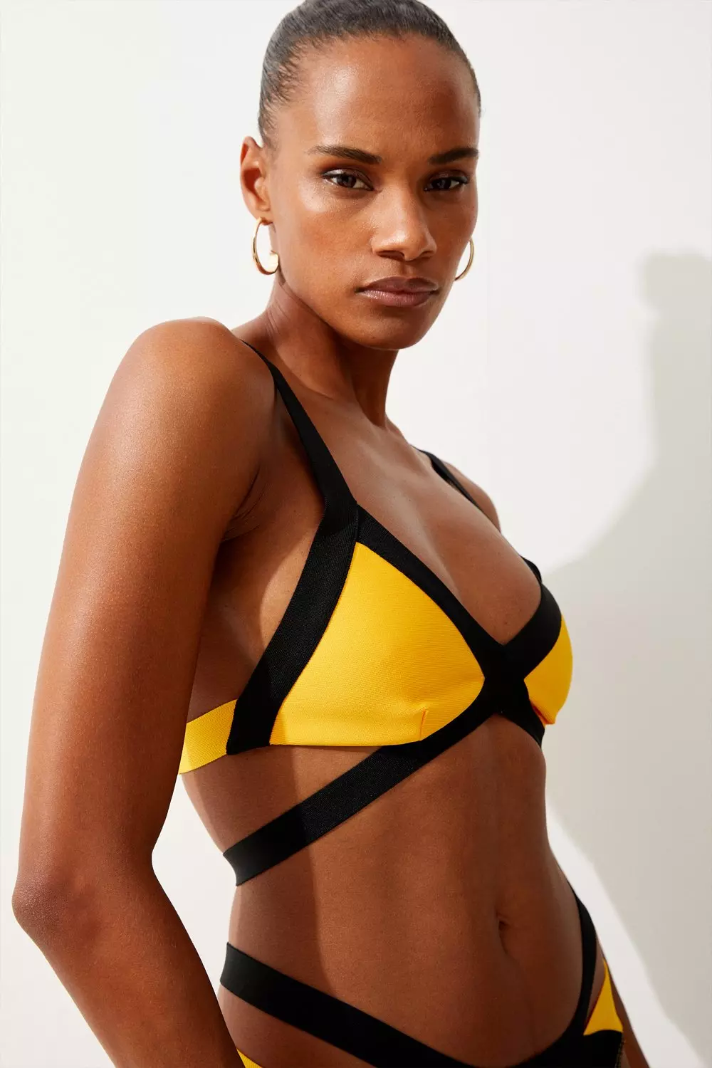 Color Blocked High Cut Triangle Bikini Swimsuit