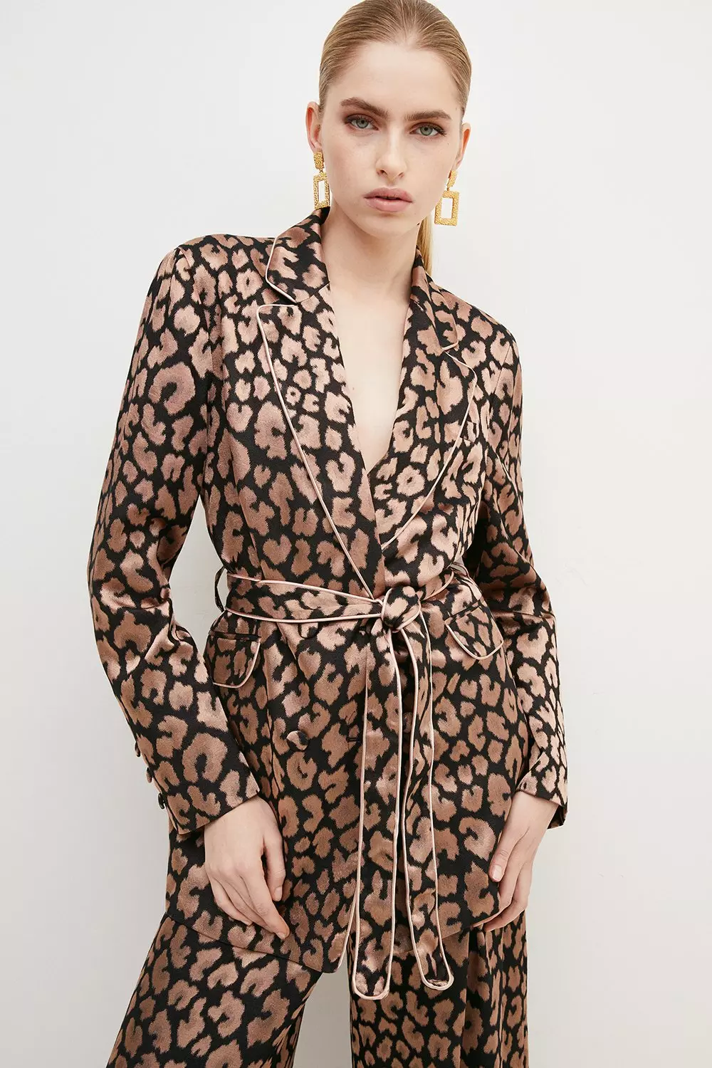 Single-breasted double crepe jacket with leopard print in Animal Print for