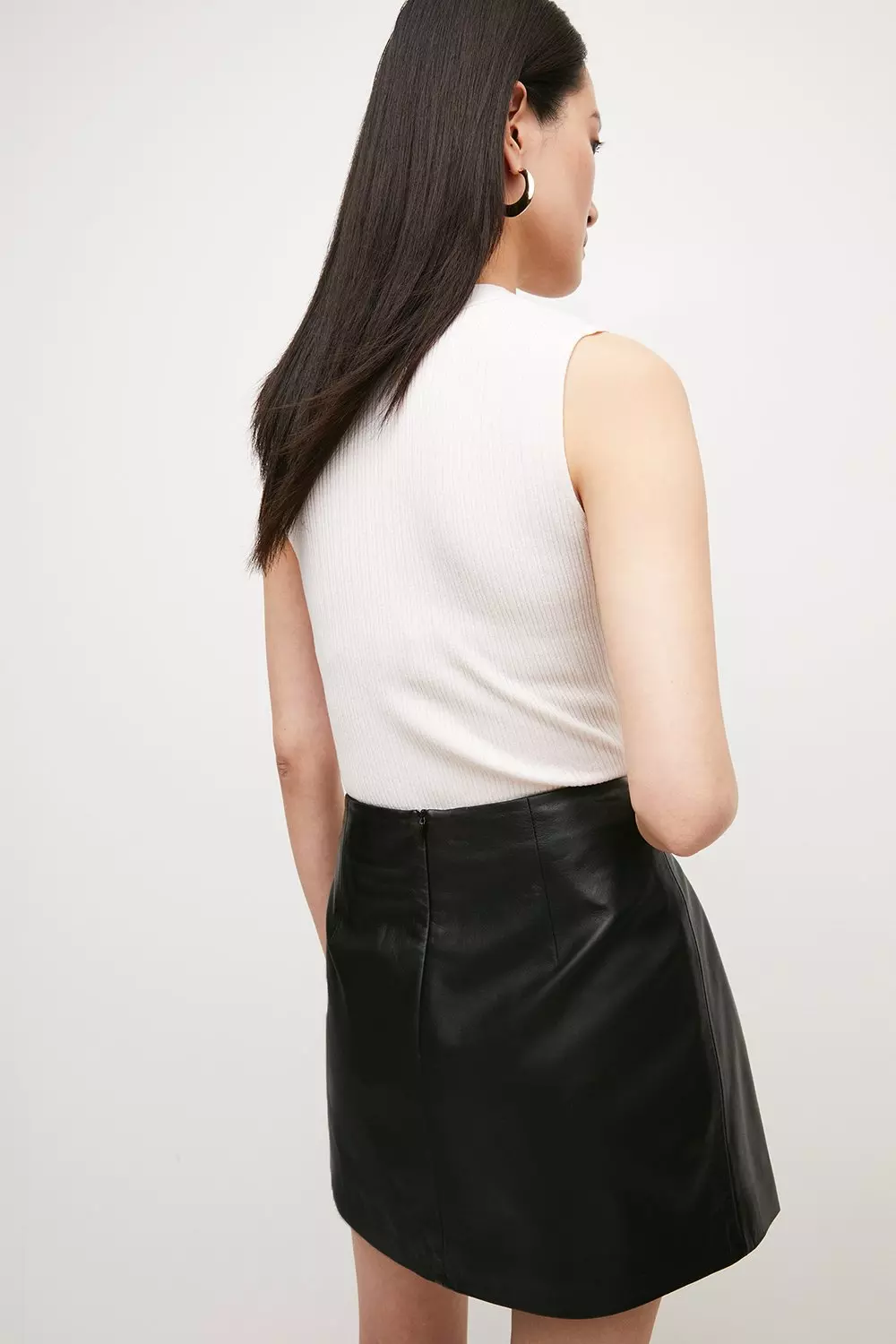 Oasis - black faux shop leather pleated mini skirt