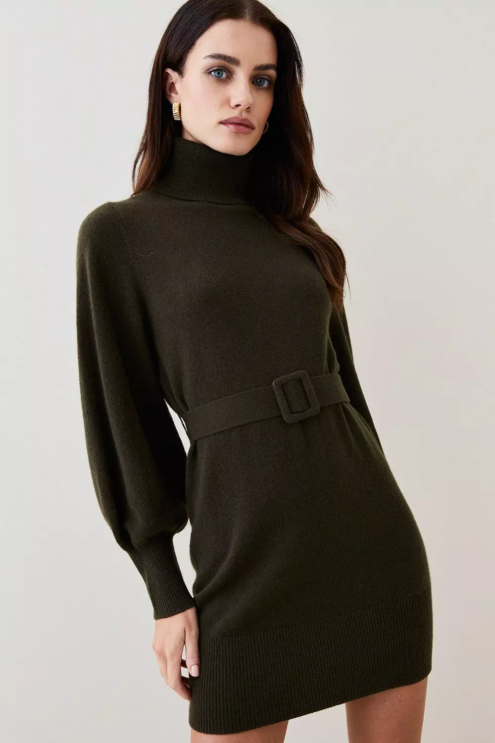 Knitted store belted dress