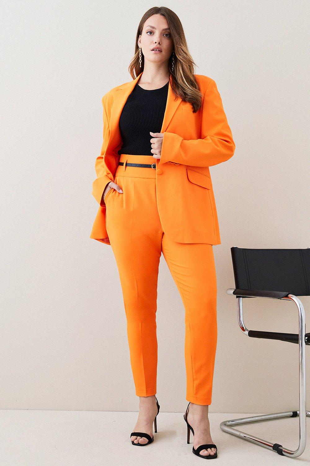 curve trouser suit