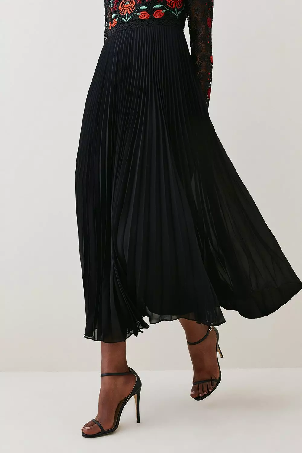 zara pleated culottes black