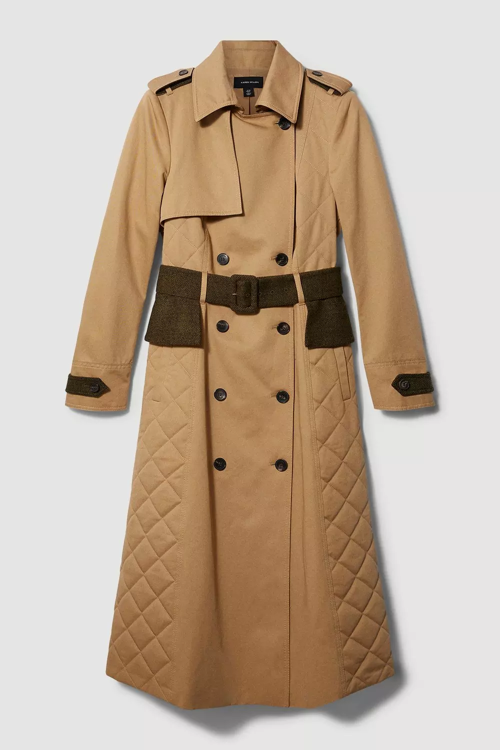 Burberry - timeless & modern trenchcoats & scarves for ladies and