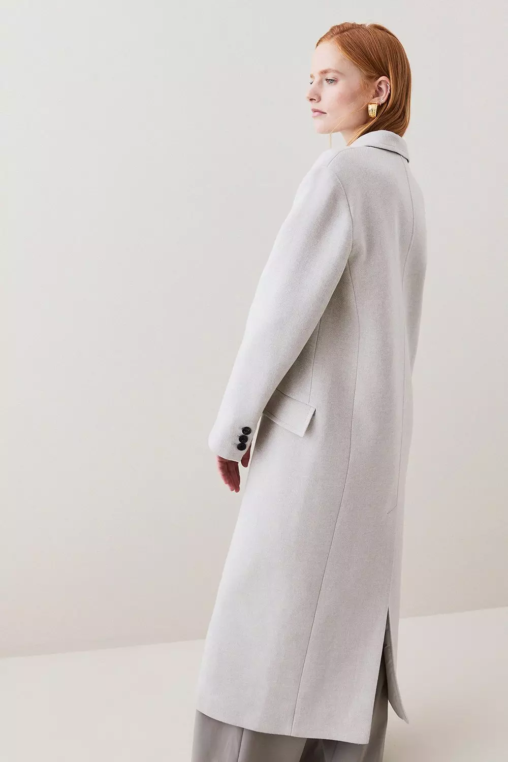 COS - Find a new layer to love this season Meet our oversized coat,  designed using fabric from Italian textile innovators, Manteco. Inspired by  menswear tailoring and crafted from a responsibly sourced