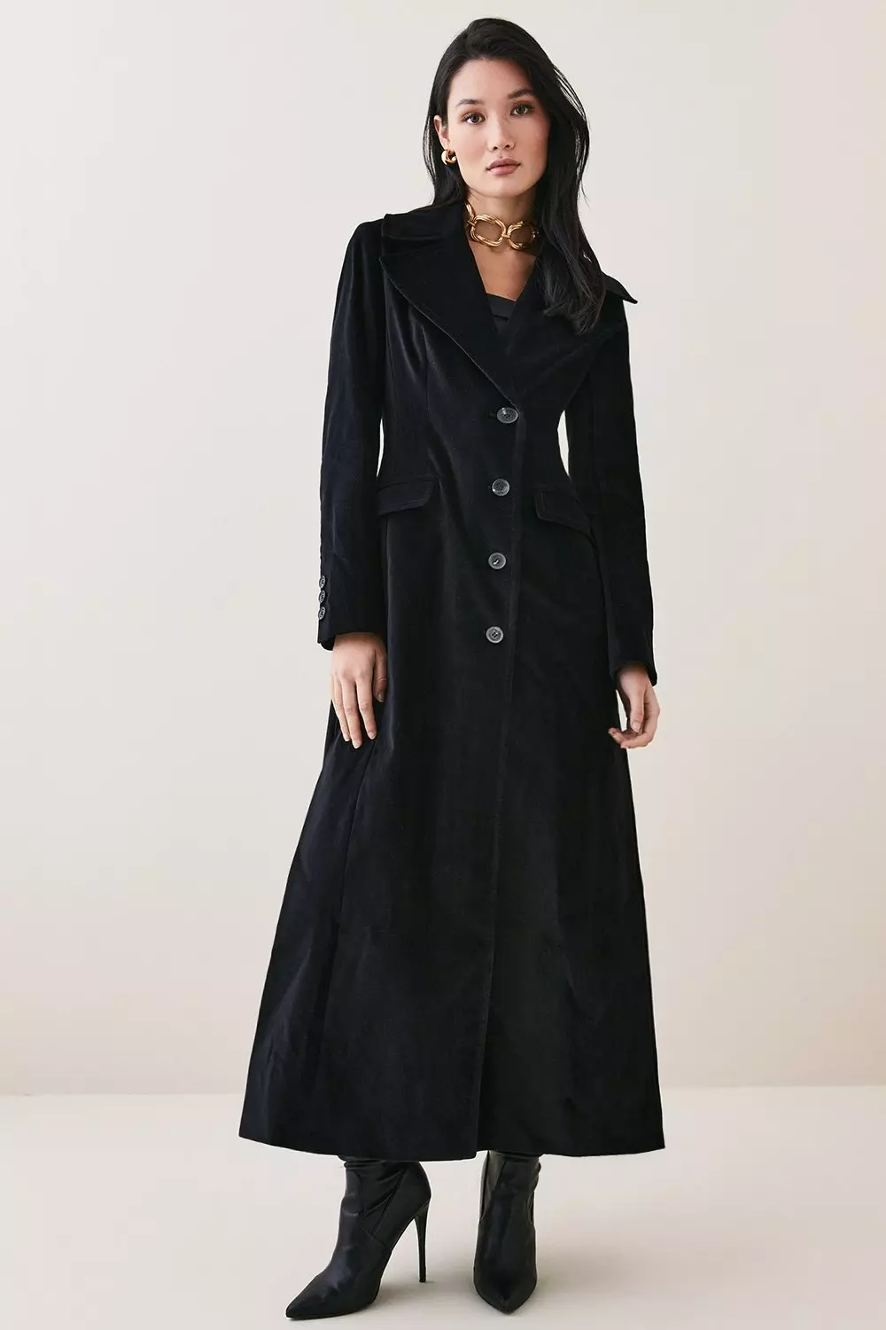 Womens long shop black velvet coat