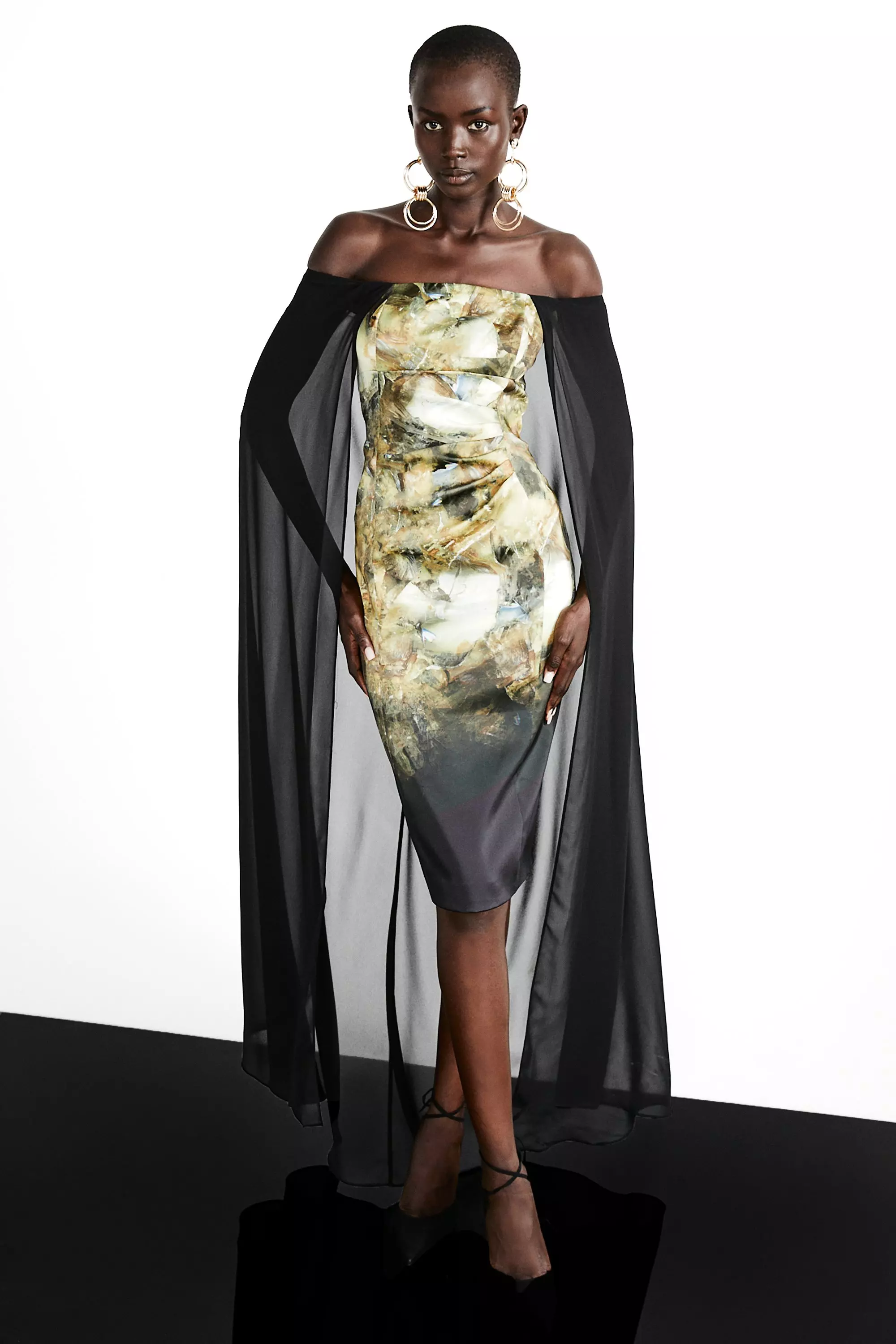 Cape 2024 dress midi