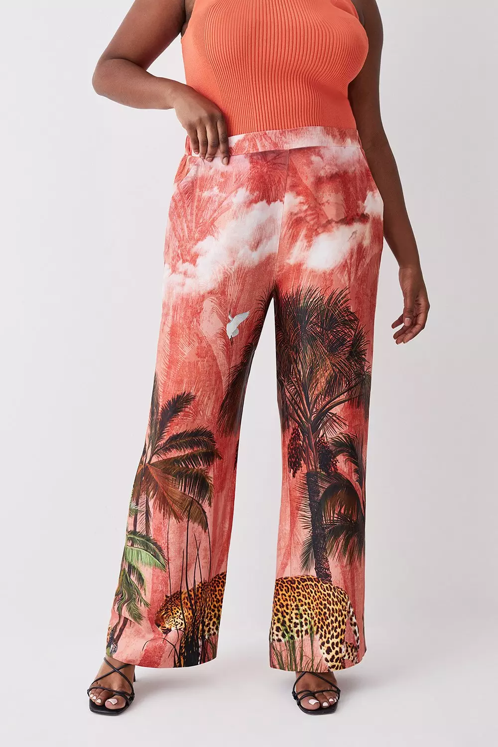 Plus Size Satin Palm Printed Woven Pants | Karen Millen