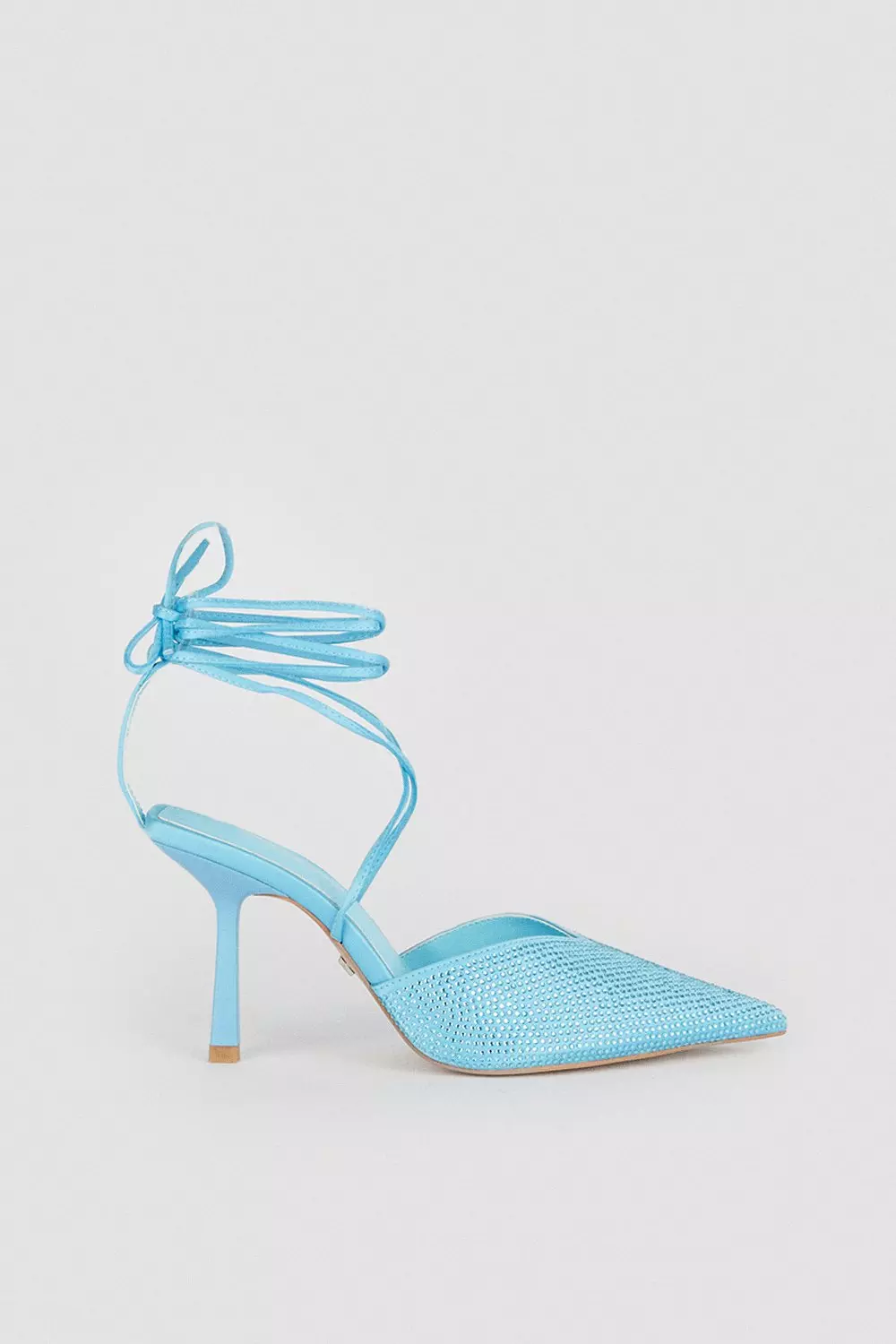 Strappy hot sale court heels