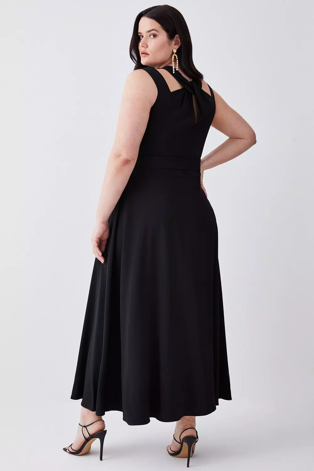 Midi dress shop for curvy