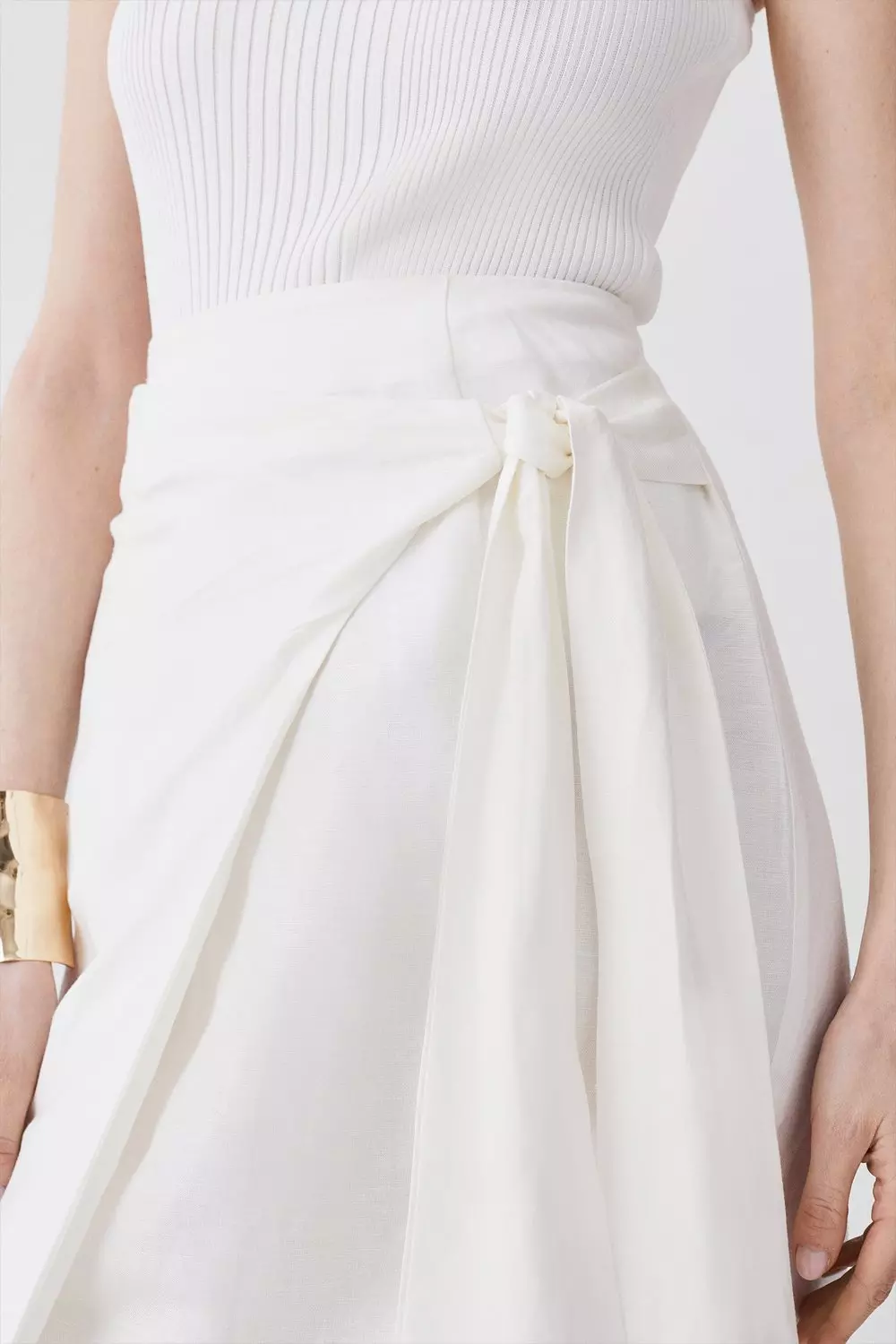 White wrap outlet tie skirt