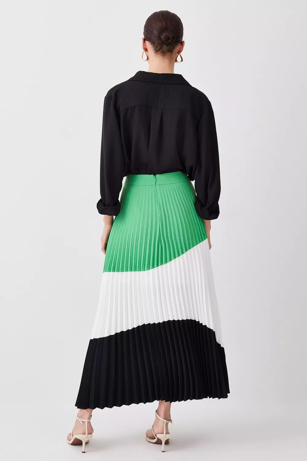 Green pleated hotsell skirt petite