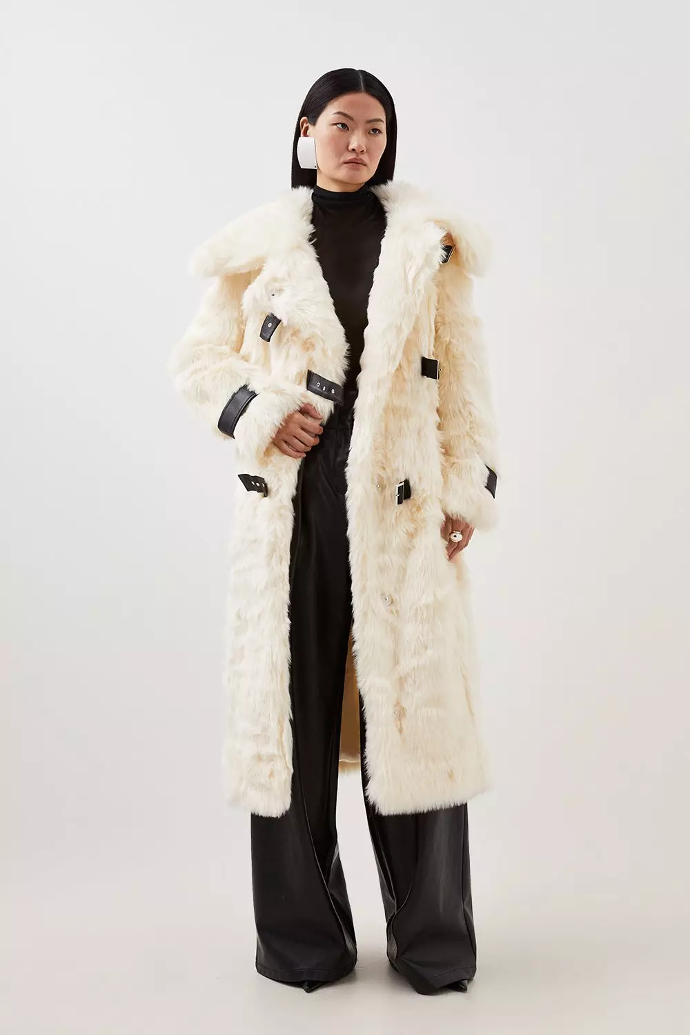 Topshop Petite faux fur coat in cream Size 8 Uk