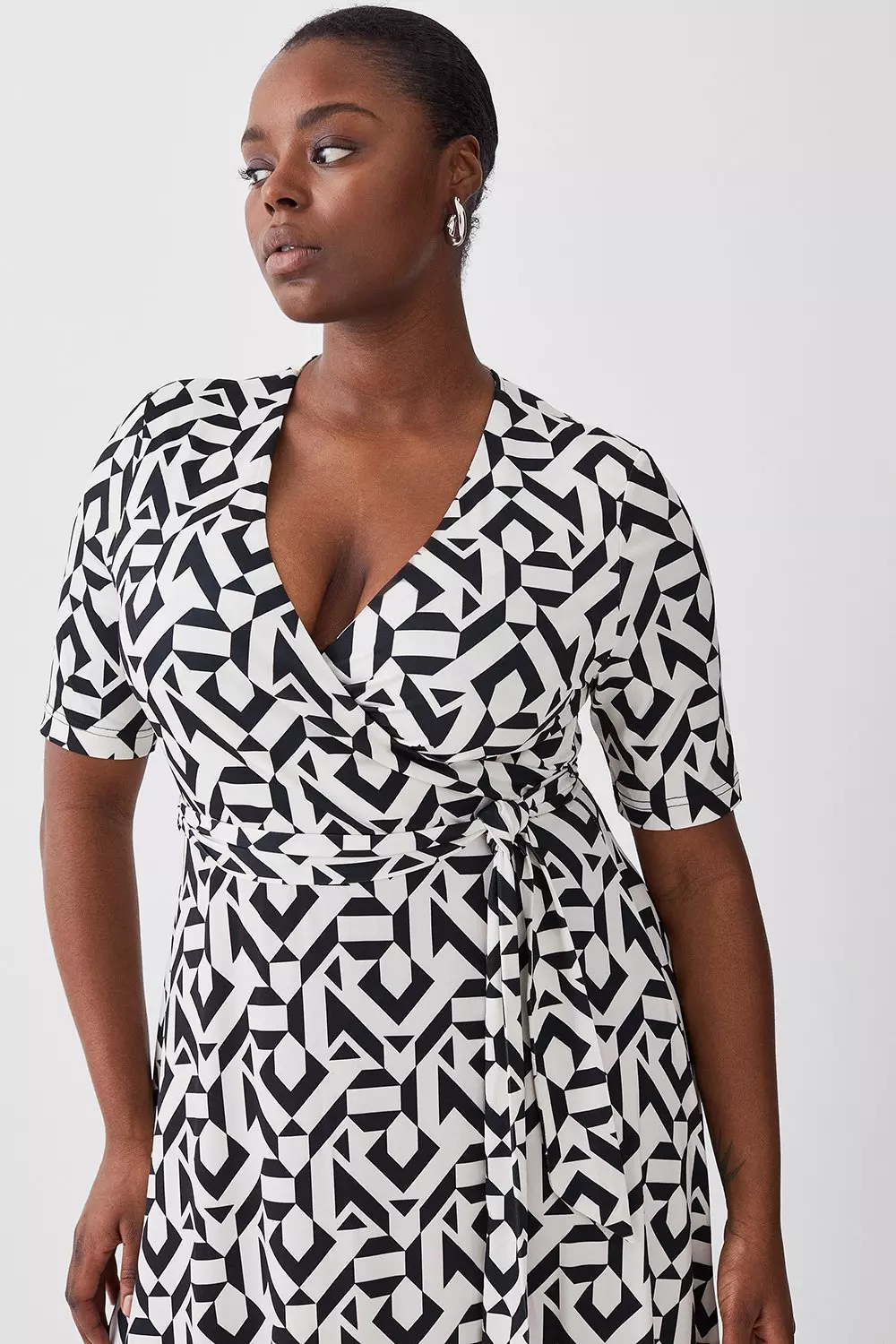 Black & White Geometric Print Wrap Dress