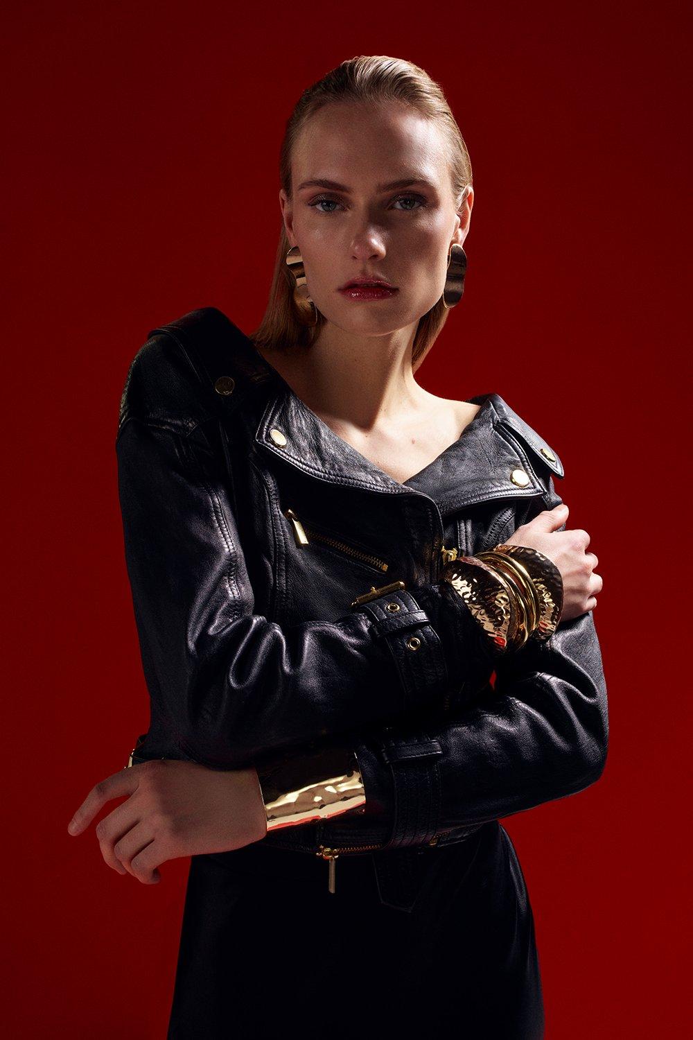 Off the shop shoulder leather jacket