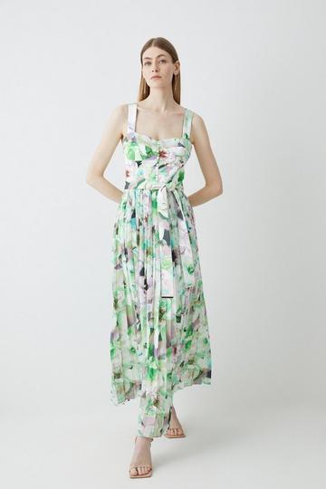 Soft Floral Top Stitch Detail Pleated Midi Dress floral